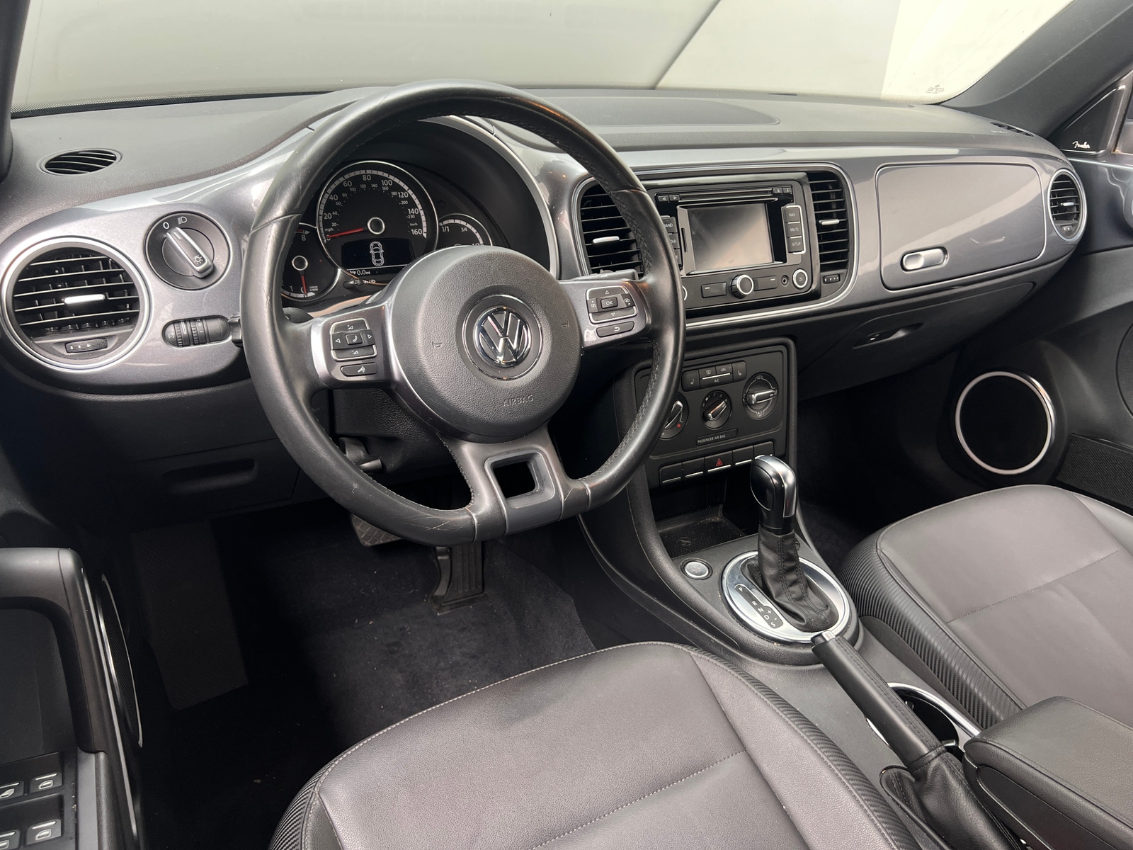 Thumbnail: 2013 Volkswagen Beetle - 3