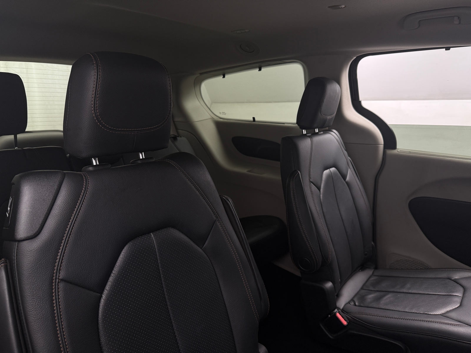 Thumbnail: 2020 Chrysler Pacifica - 5