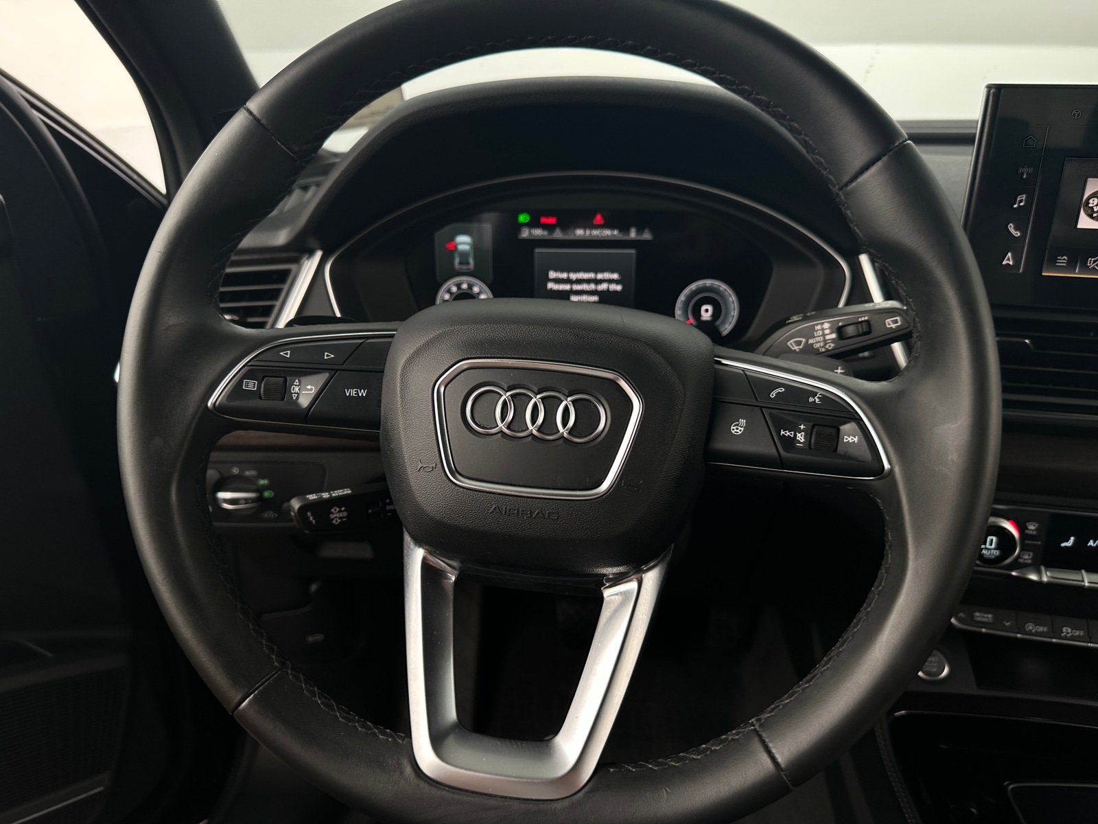 Thumbnail: 2023 Audi Q5 - 4