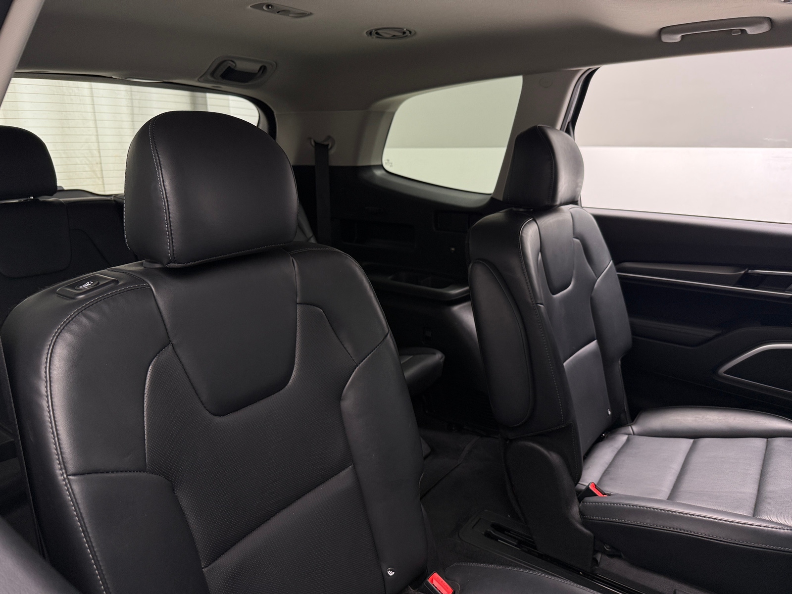 Thumbnail: 2020 Kia Telluride - 6