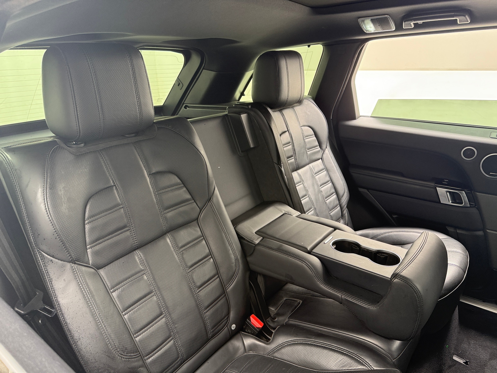 Thumbnail: 2016 Land Rover Range Rover Sport - 5