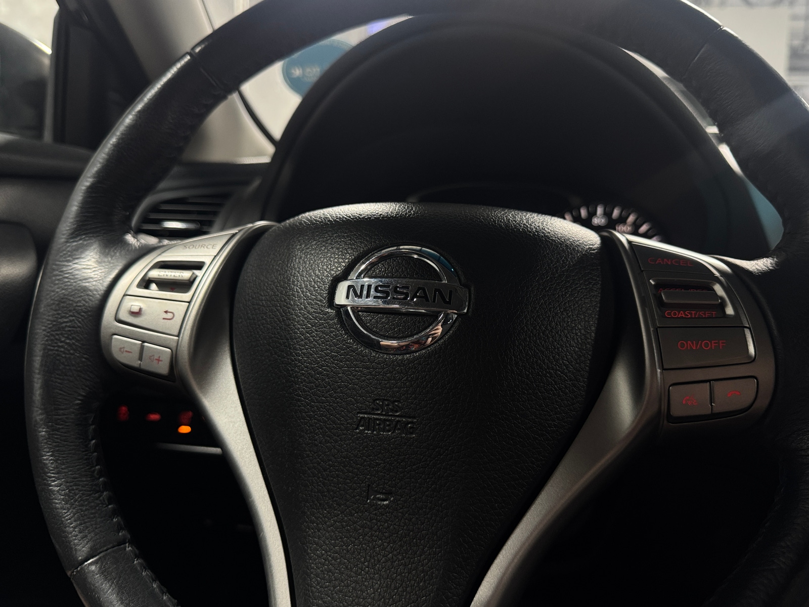 Thumbnail: 2015 Nissan Altima - 5