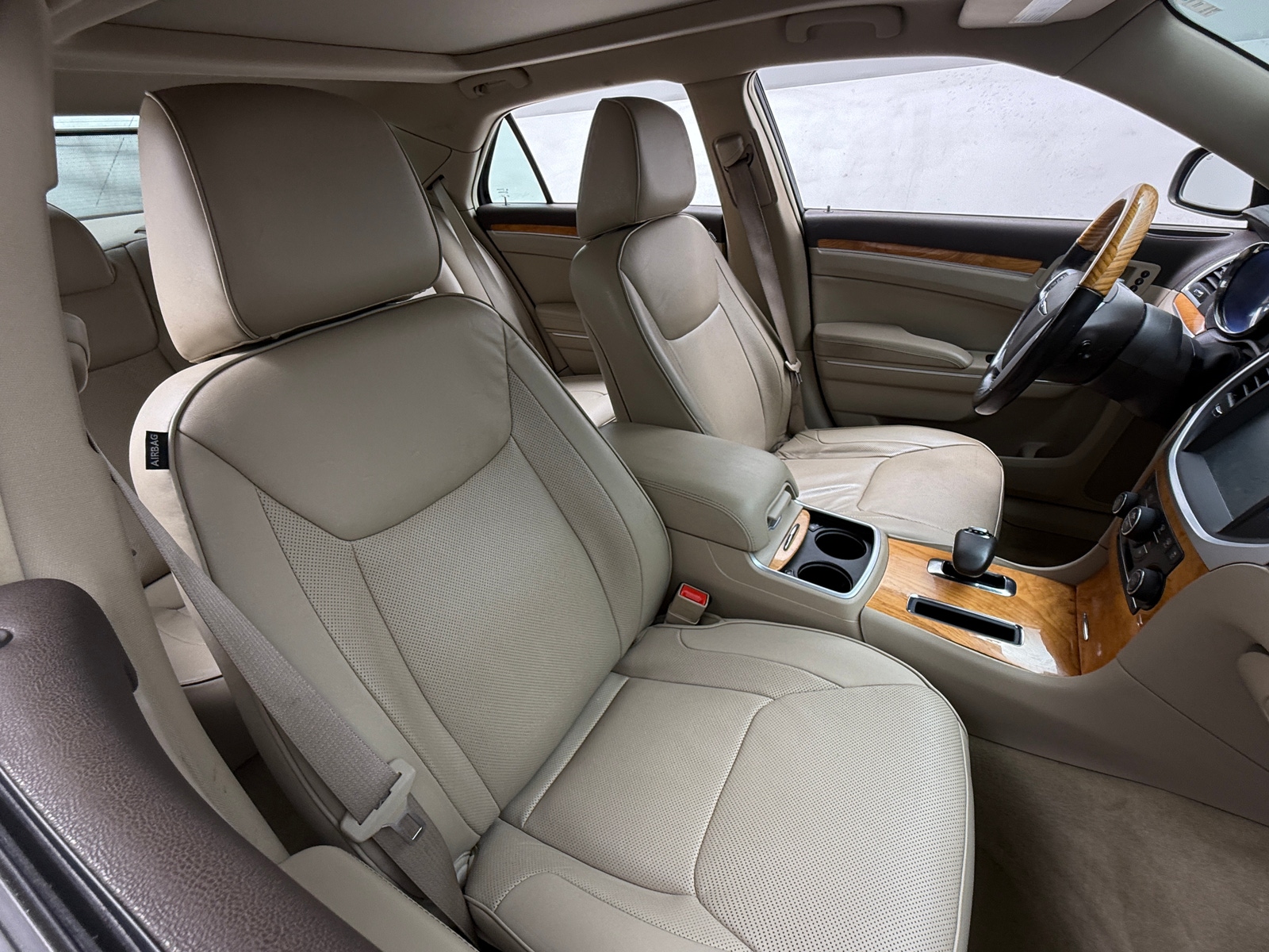 Thumbnail: 2014 Chrysler 300 - 2