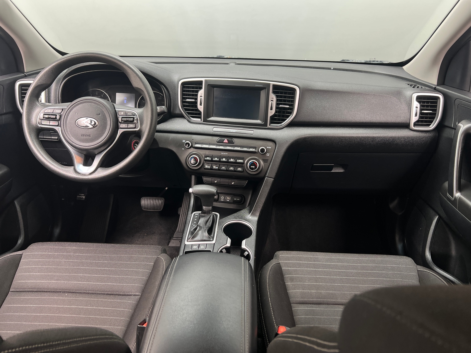 Thumbnail: 2017 Kia Sportage - 3