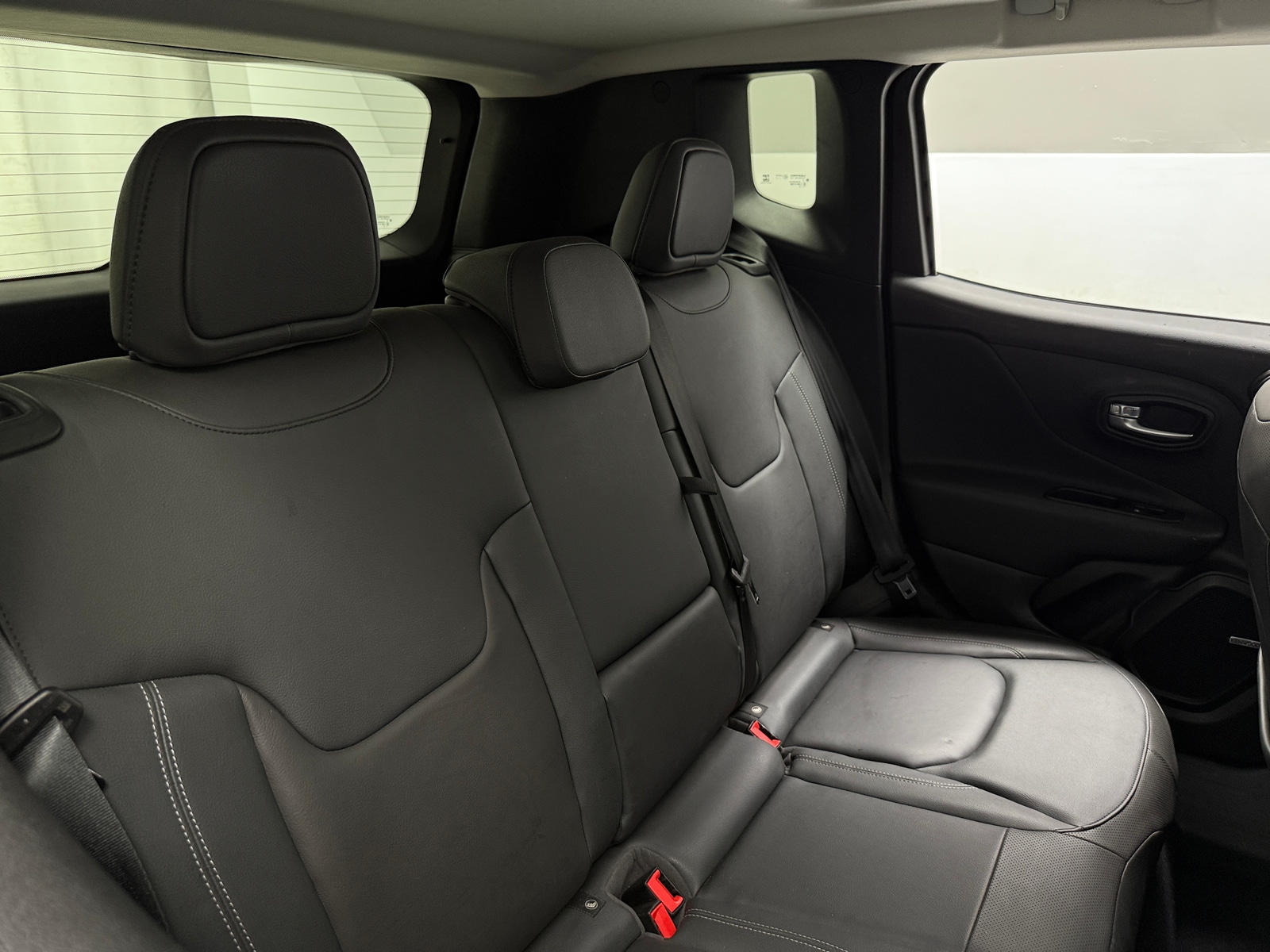 Thumbnail: 2021 Jeep Renegade - 5