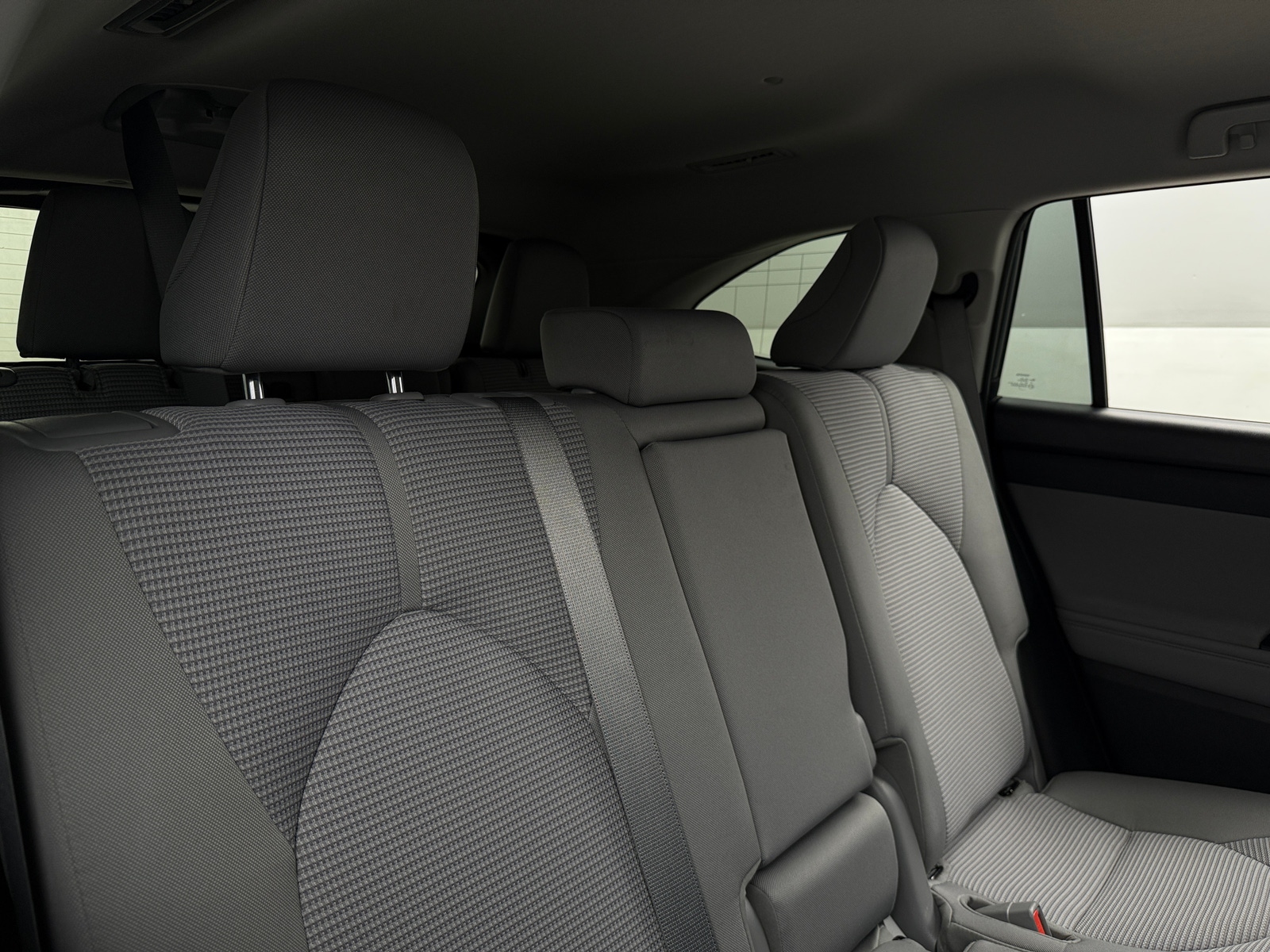 Thumbnail: 2023 Toyota Highlander - 6