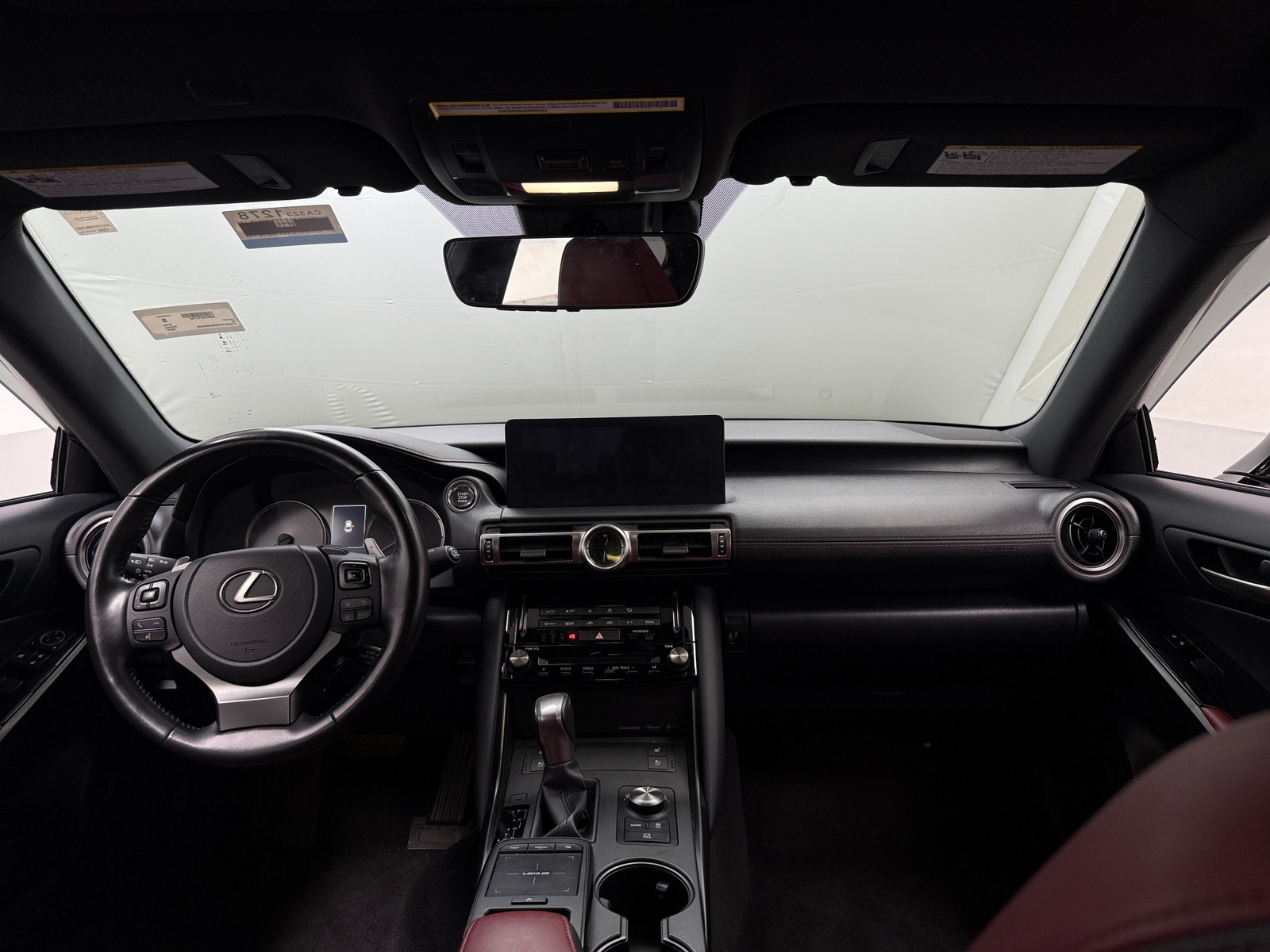Thumbnail: 2022 Lexus IS - 2