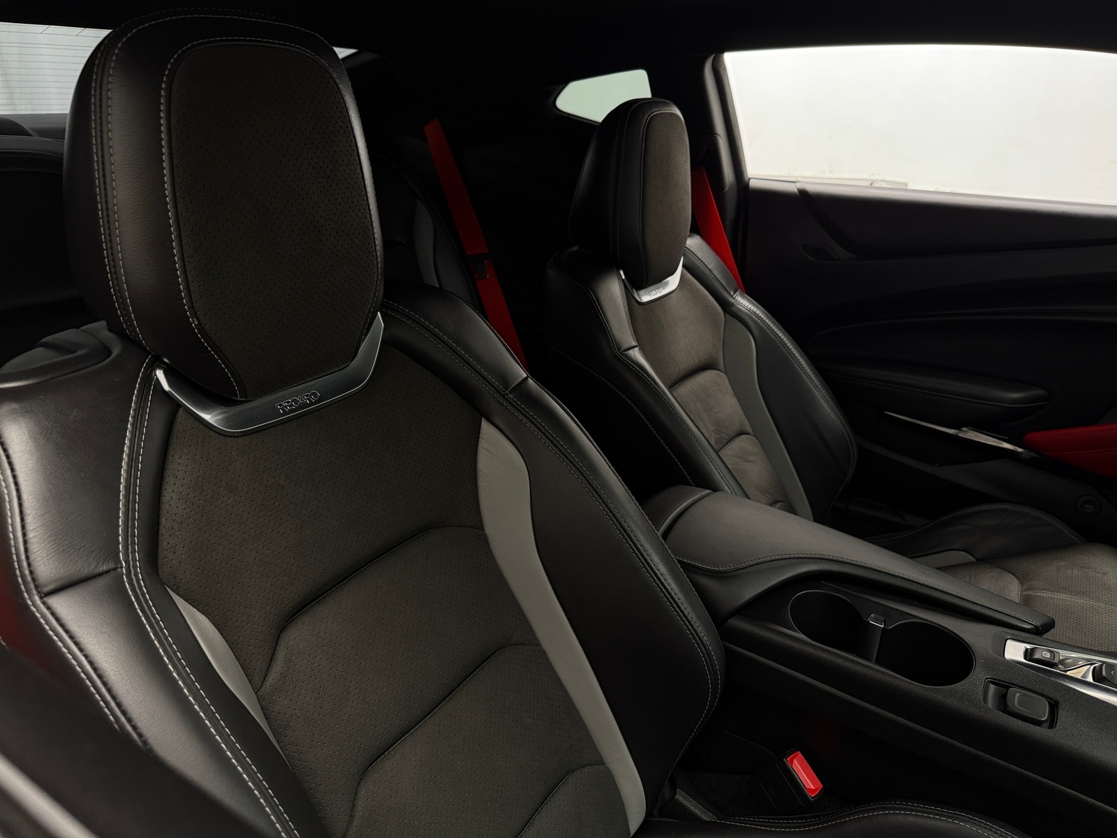 Thumbnail: 2021 Chevrolet Camaro - 2