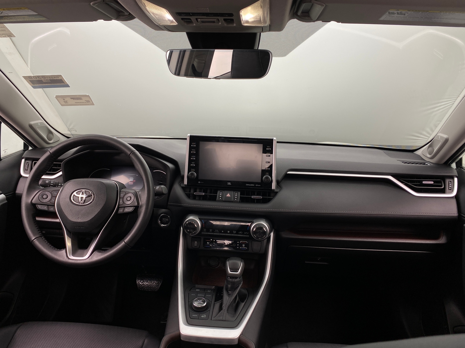 Thumbnail: 2022 Toyota RAV4 - 2