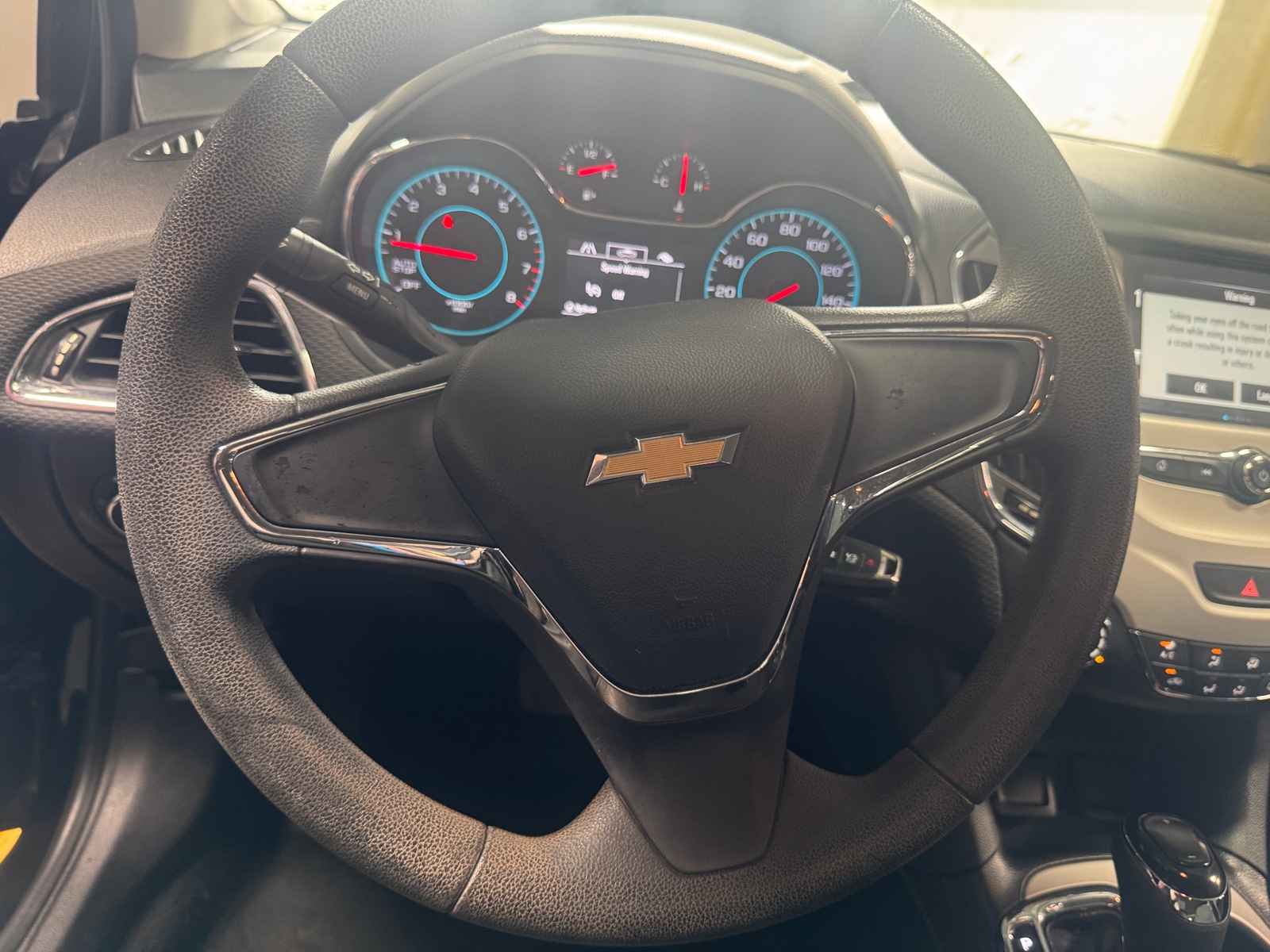 Thumbnail: 2017 Chevrolet Cruze - 5
