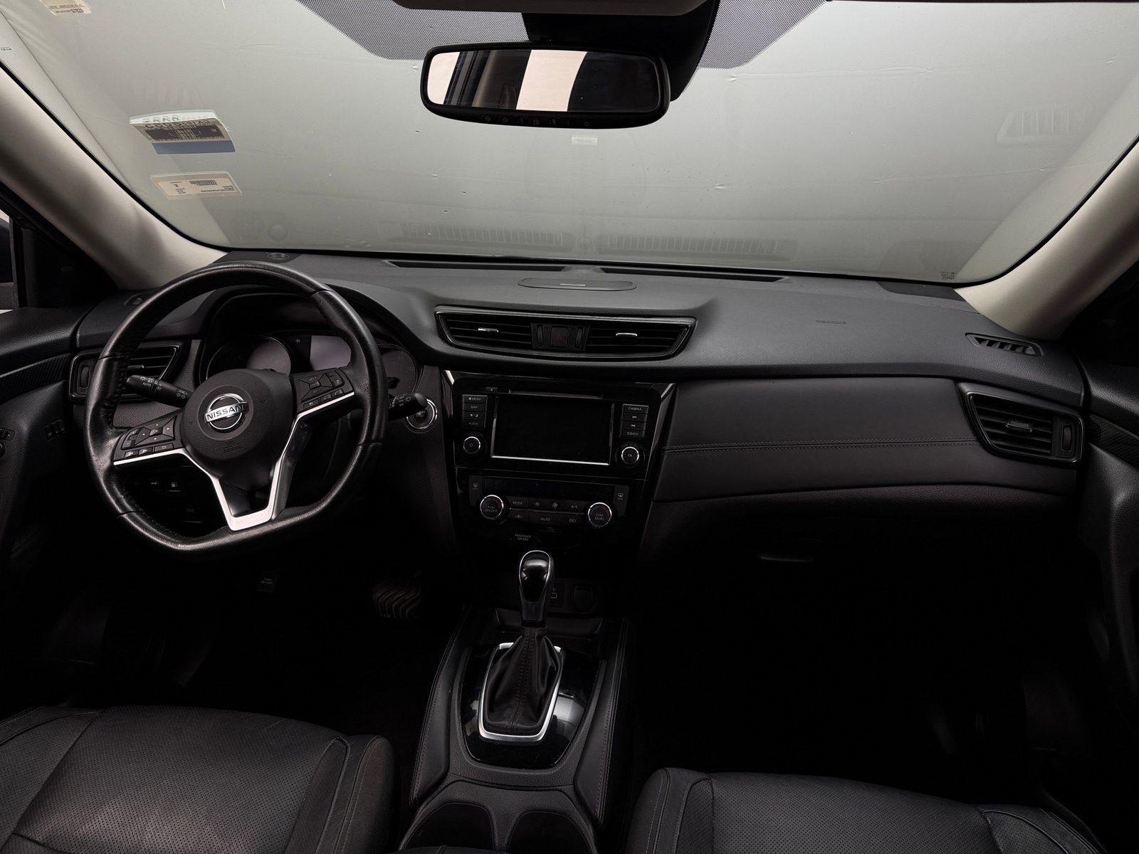 Thumbnail: 2018 Nissan Rogue - 3