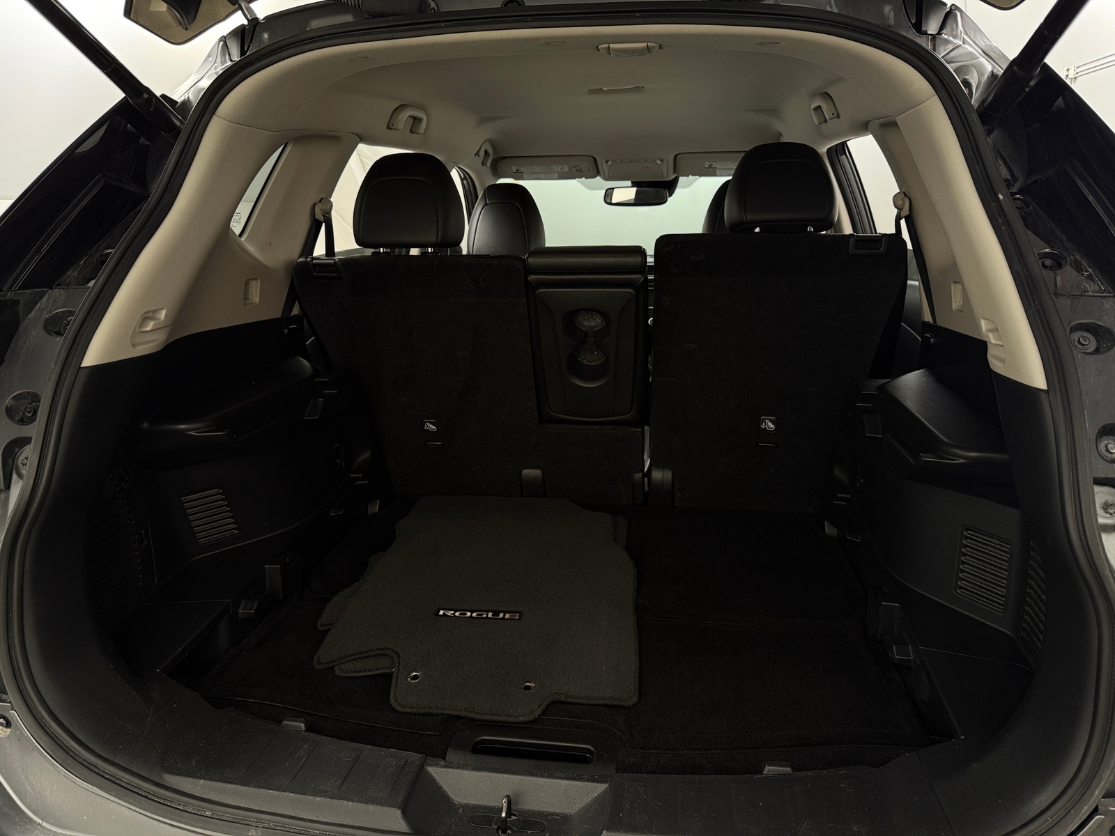 Thumbnail: 2018 Nissan Rogue - 7