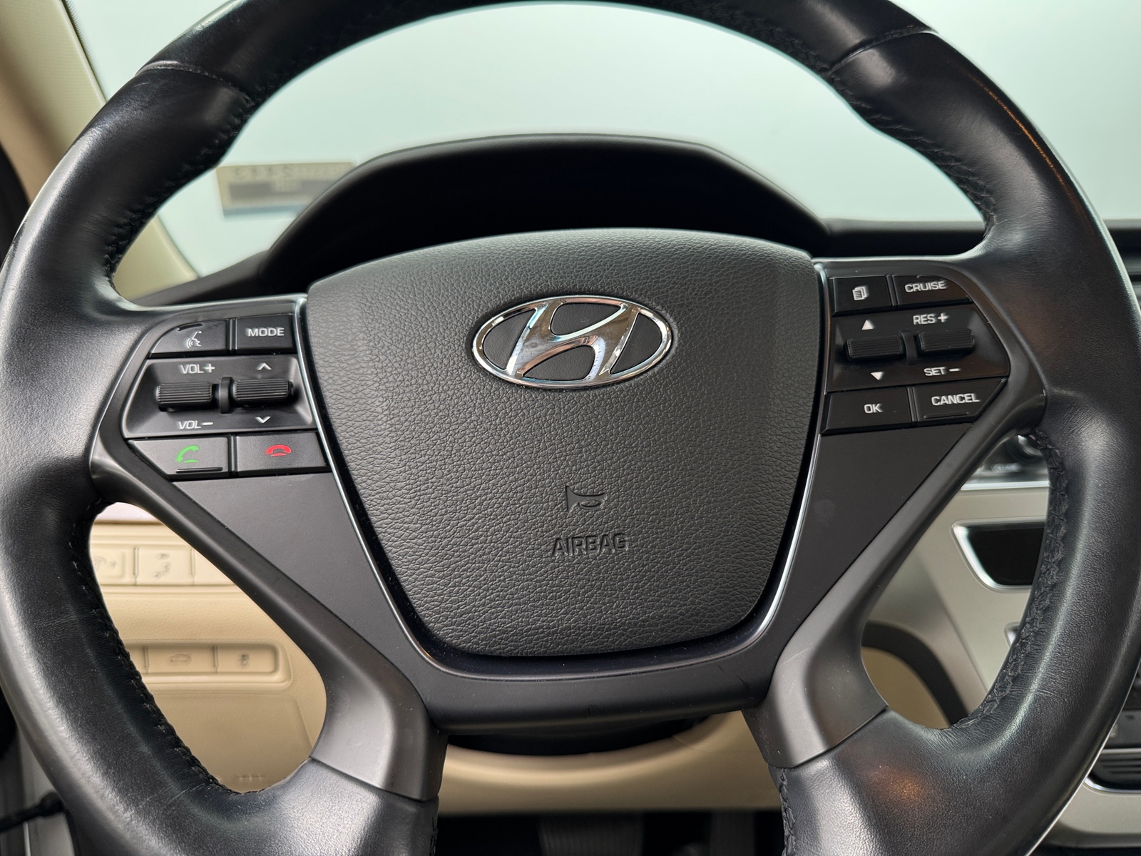Thumbnail: 2015 Hyundai Sonata - 4