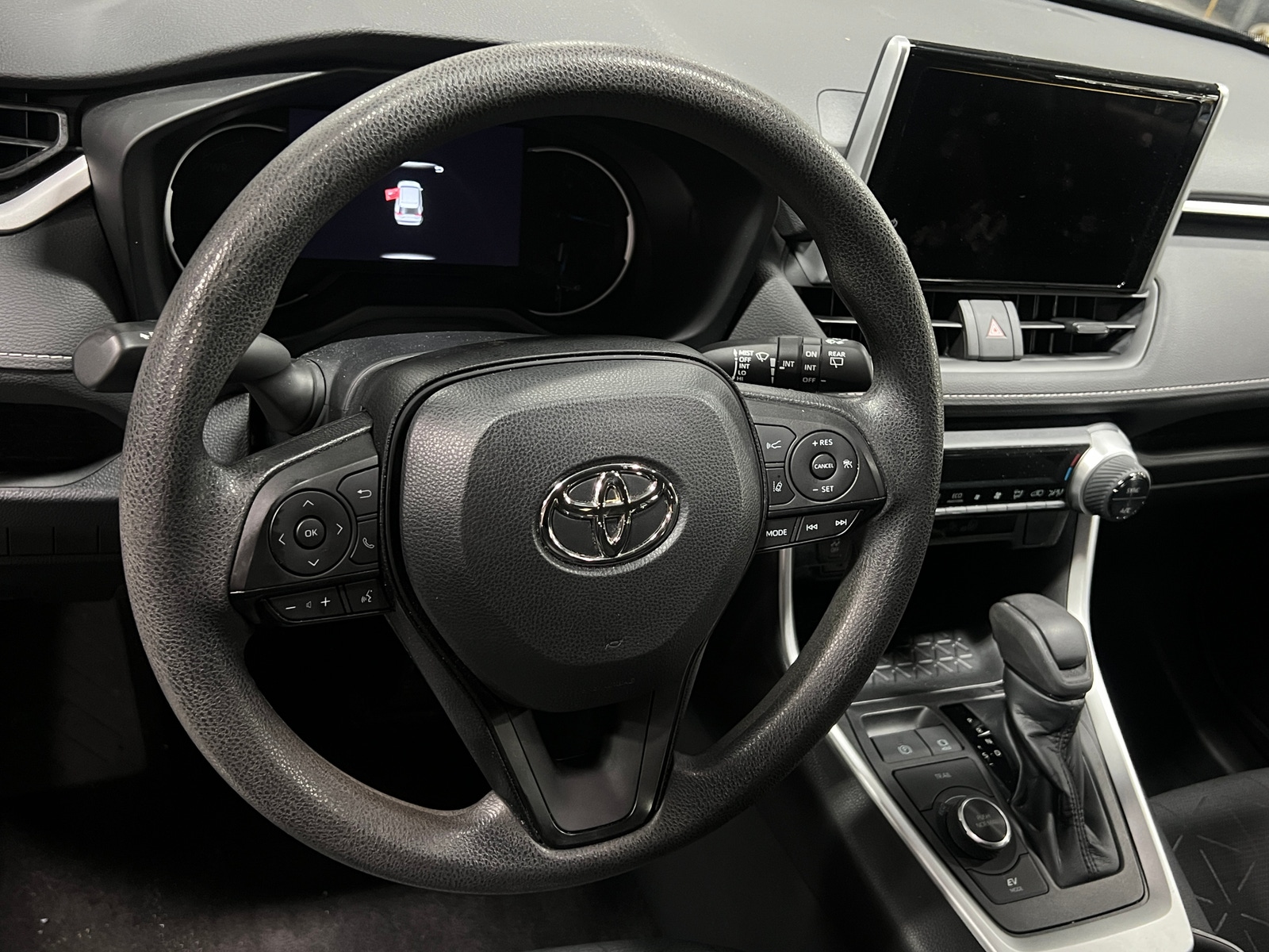 Thumbnail: 2023 Toyota RAV4 - 5