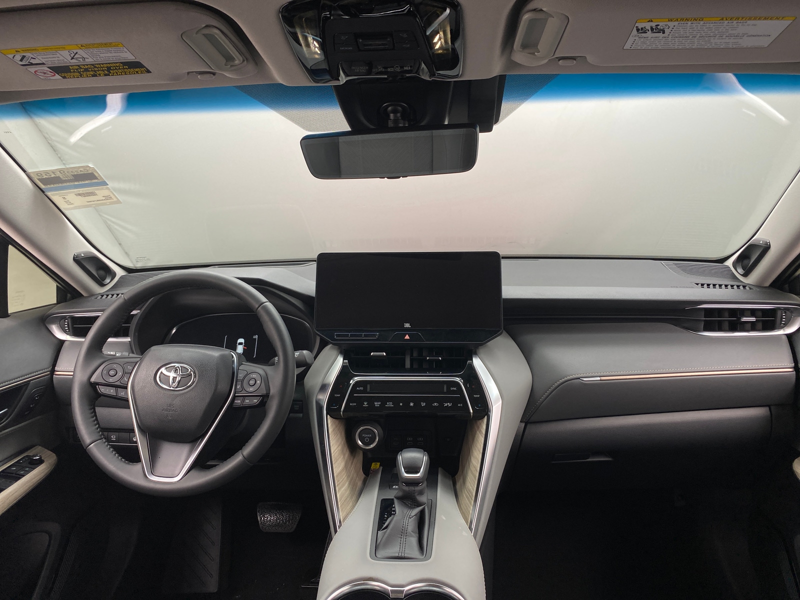 Thumbnail: 2024 Toyota Venza - 2