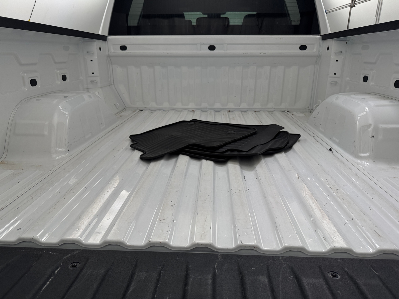 Thumbnail: 2024 Chevrolet Silverado 1500 - 7