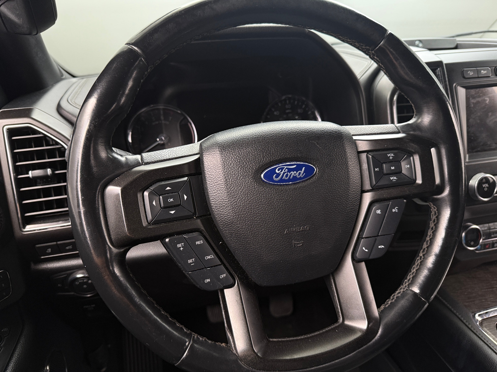 Thumbnail: 2020 Ford Expedition MAX - 4
