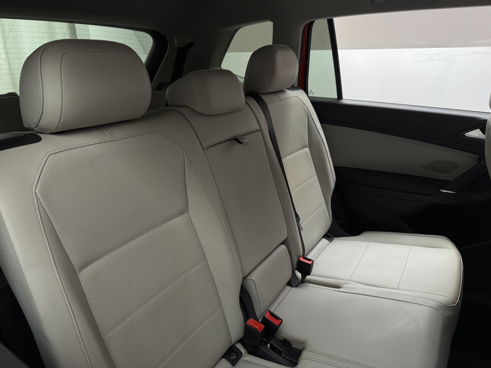 Thumbnail: 2018 Volkswagen Tiguan - 5