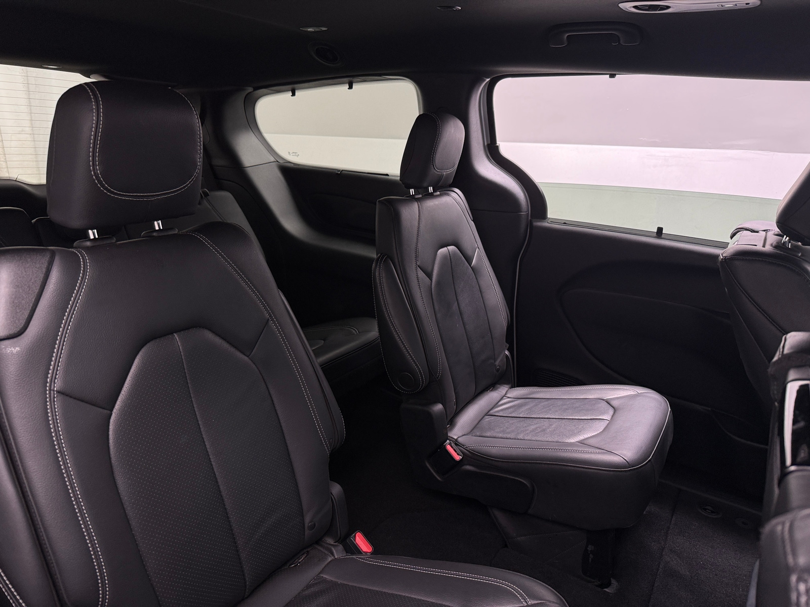 Thumbnail: 2021 Chrysler Pacifica - 5