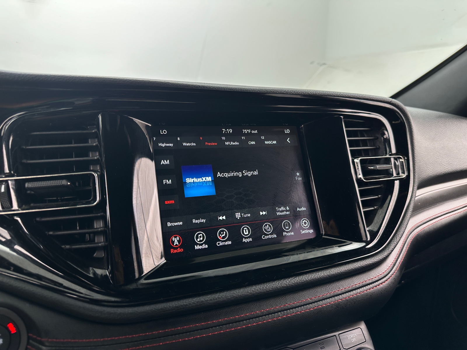 Thumbnail: 2023 Dodge Durango - 4
