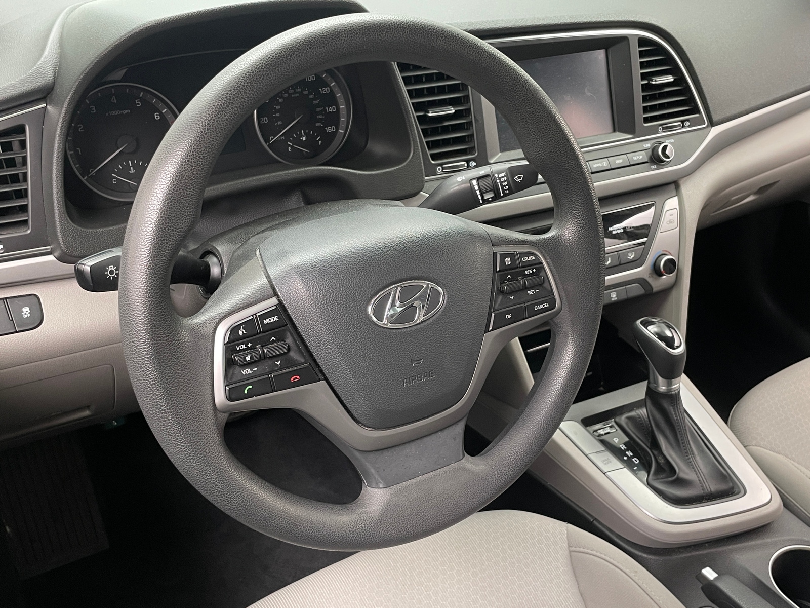 Thumbnail: 2018 Hyundai Elantra - 5