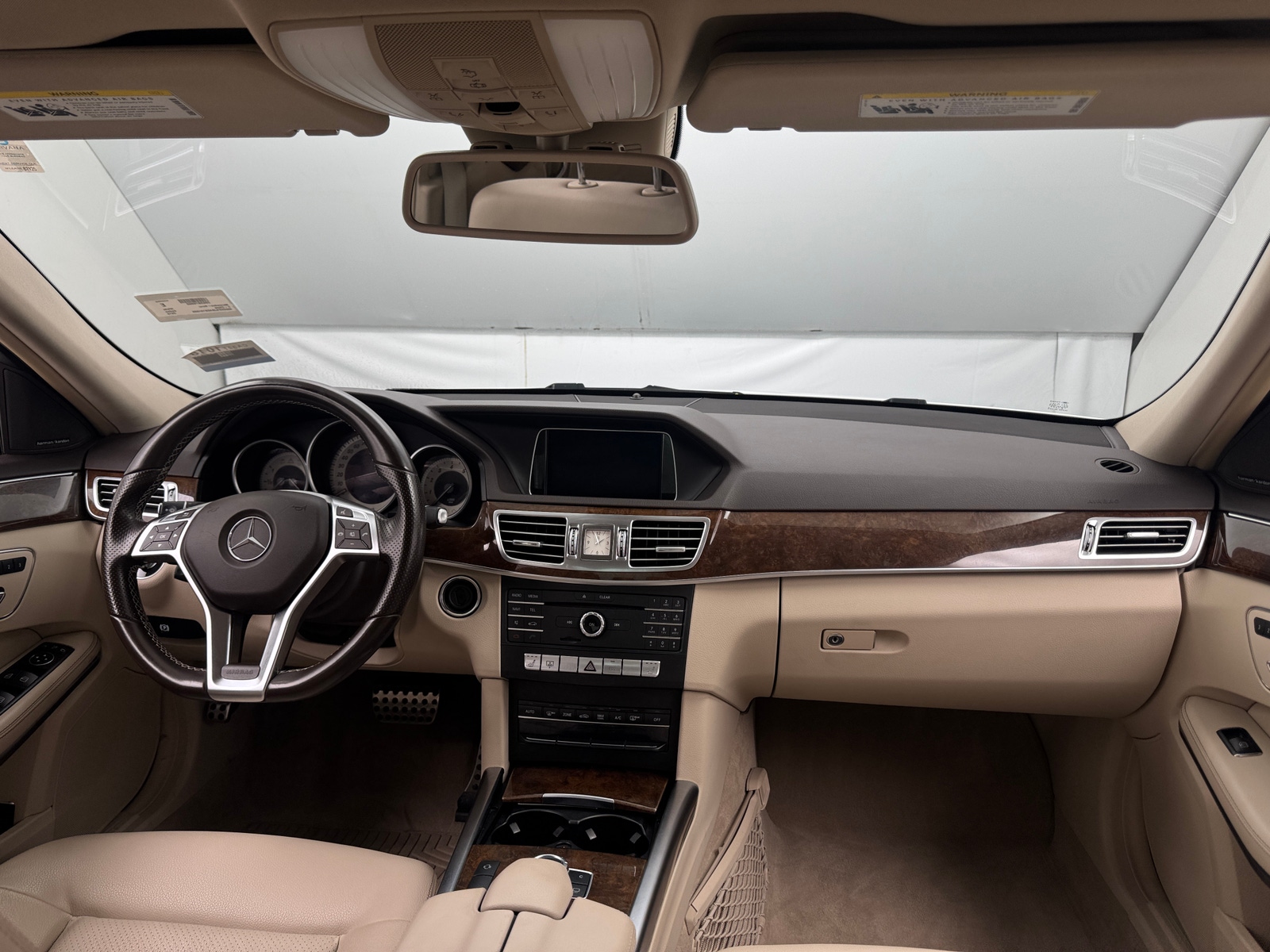 Thumbnail: 2016 Mercedes-Benz E-Class - 2