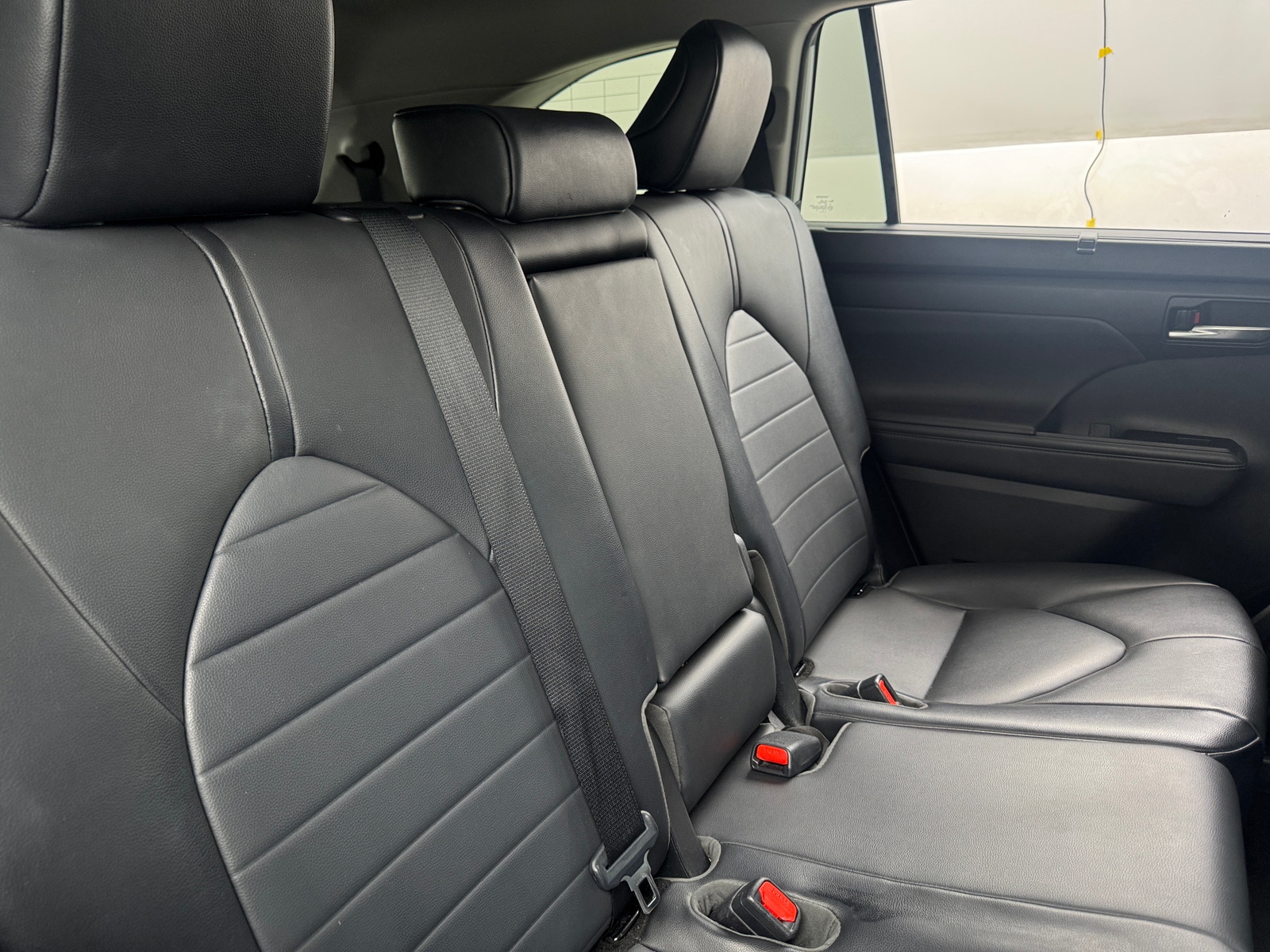 Thumbnail: 2020 Toyota Highlander - 5