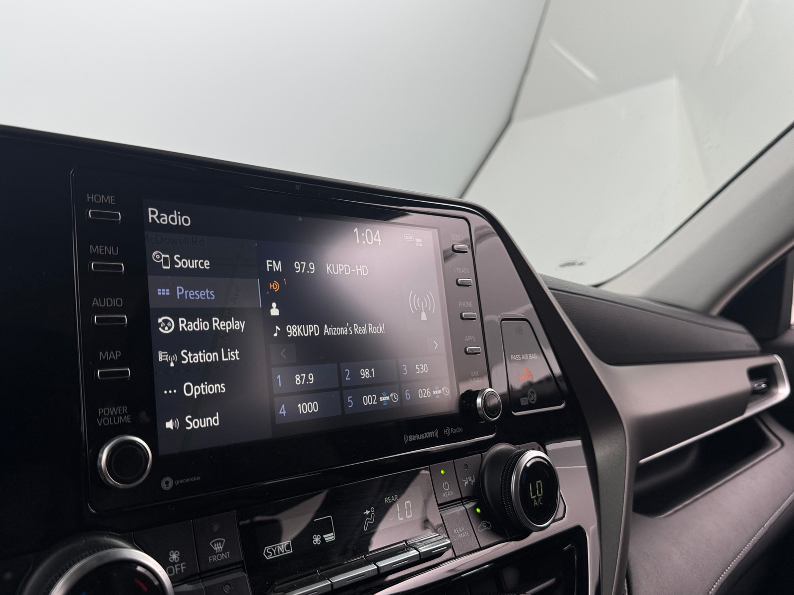 Thumbnail: 2020 Toyota Highlander - 3