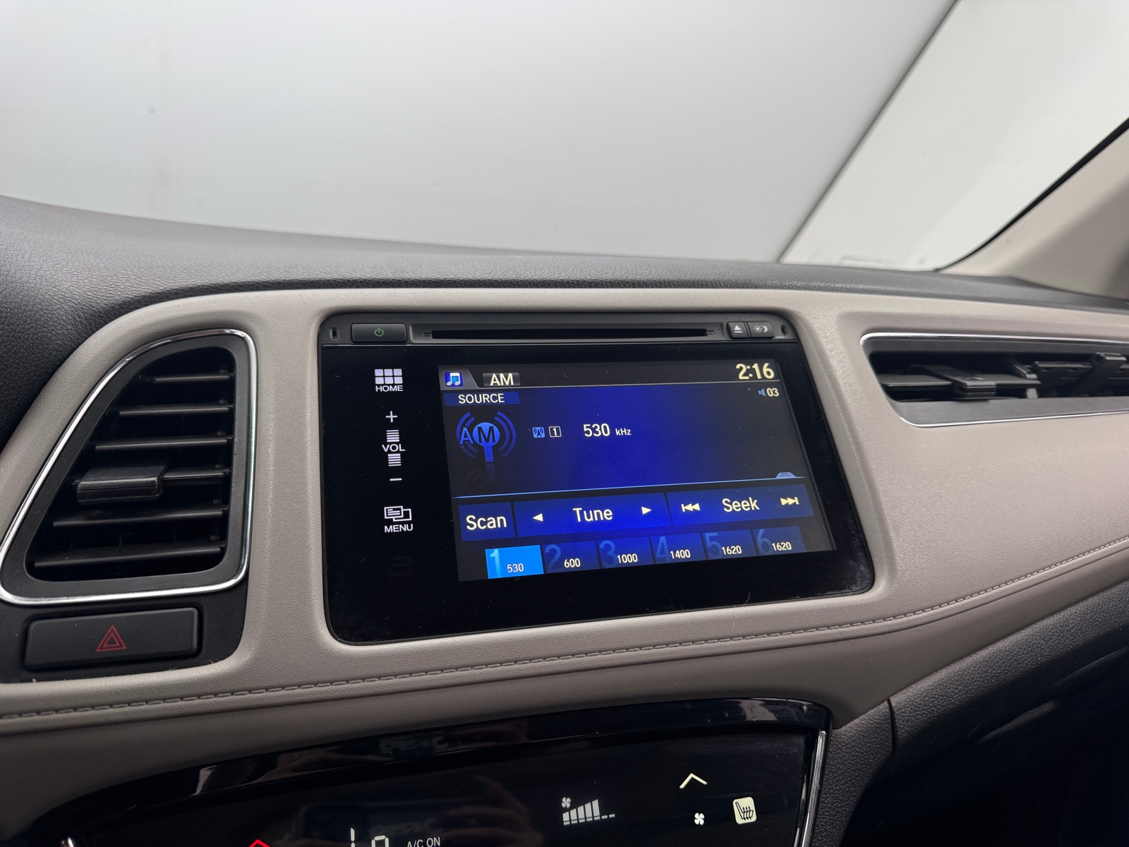 Thumbnail: 2017 Honda HR-V - 4