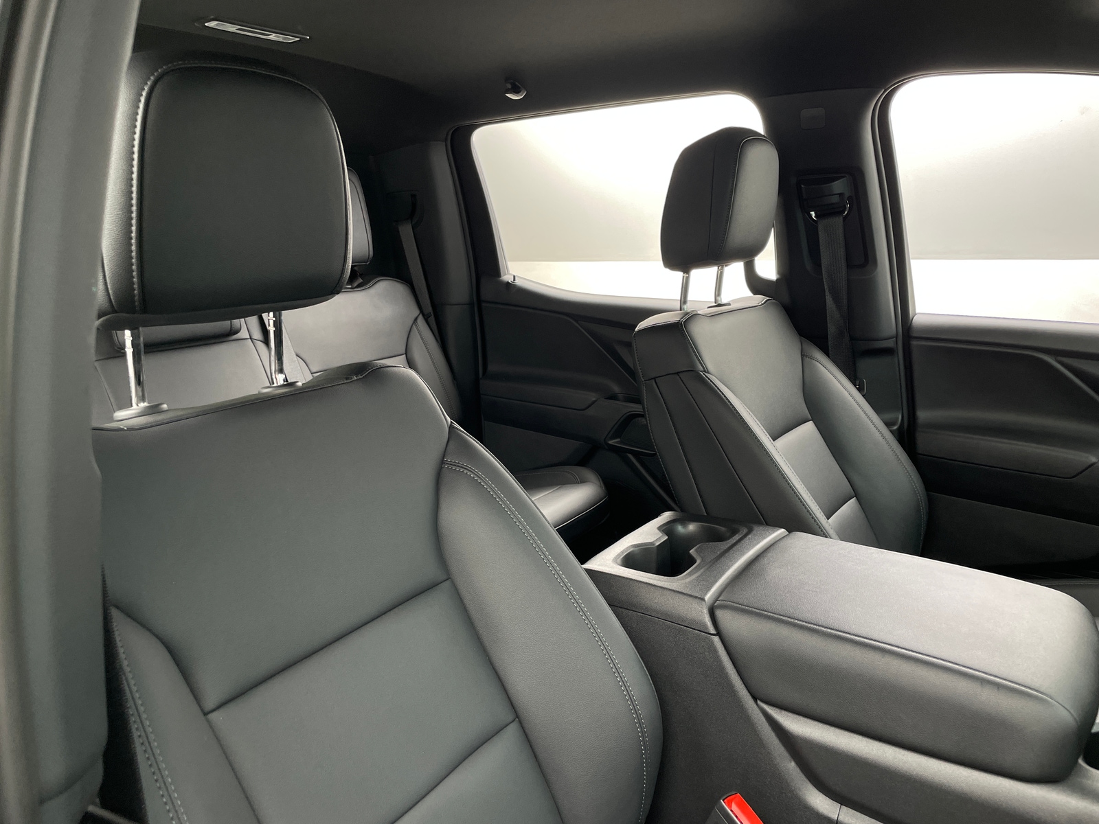 Thumbnail: 2024 Chevrolet Silverado EV - 2