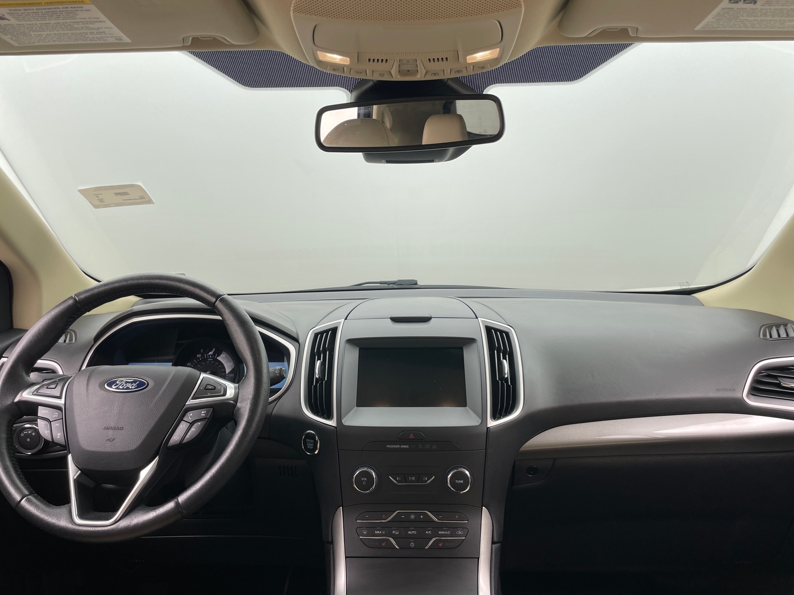 Thumbnail: 2019 Ford Edge - 3