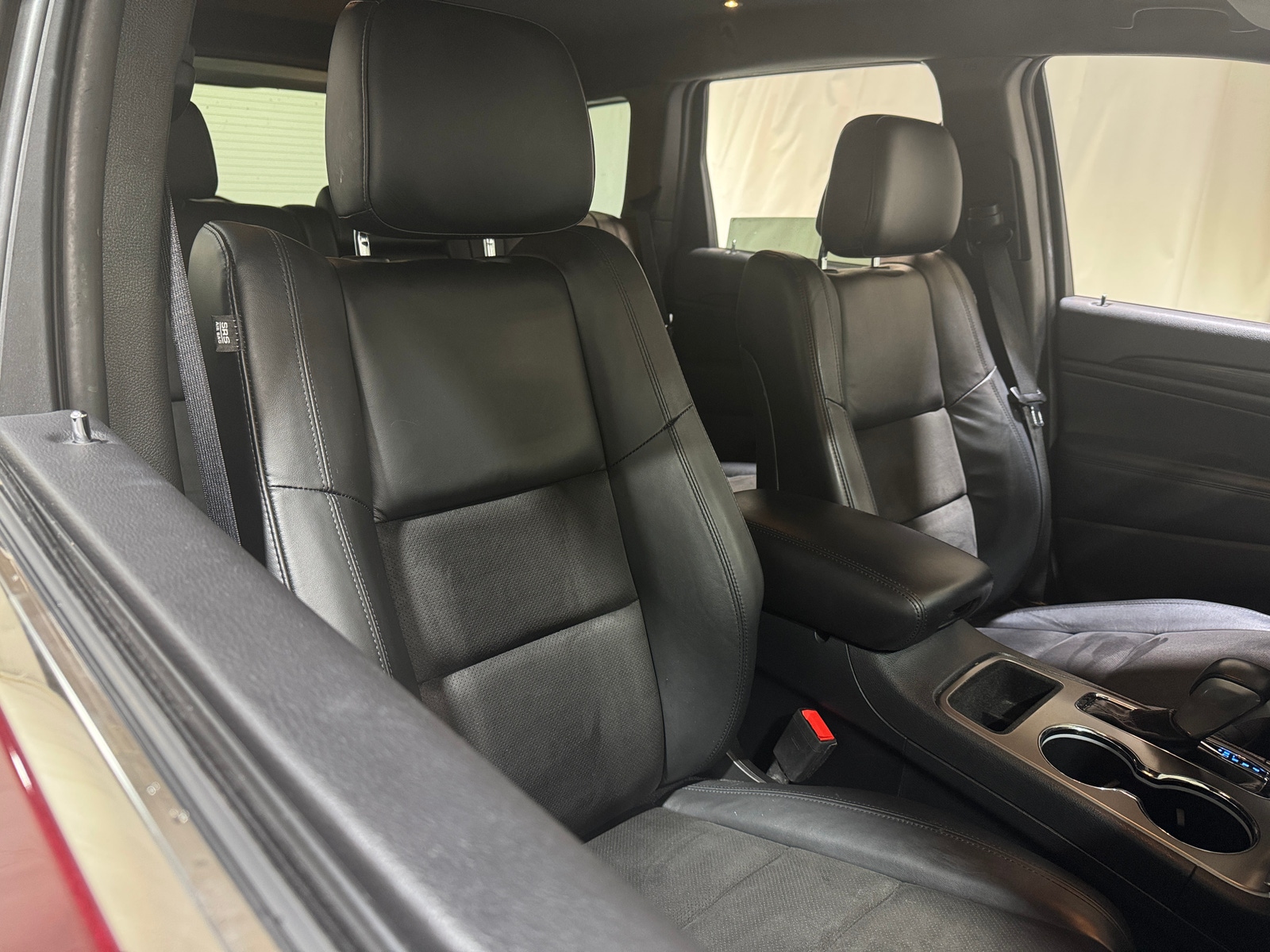 Thumbnail: 2020 Jeep Grand Cherokee - 2