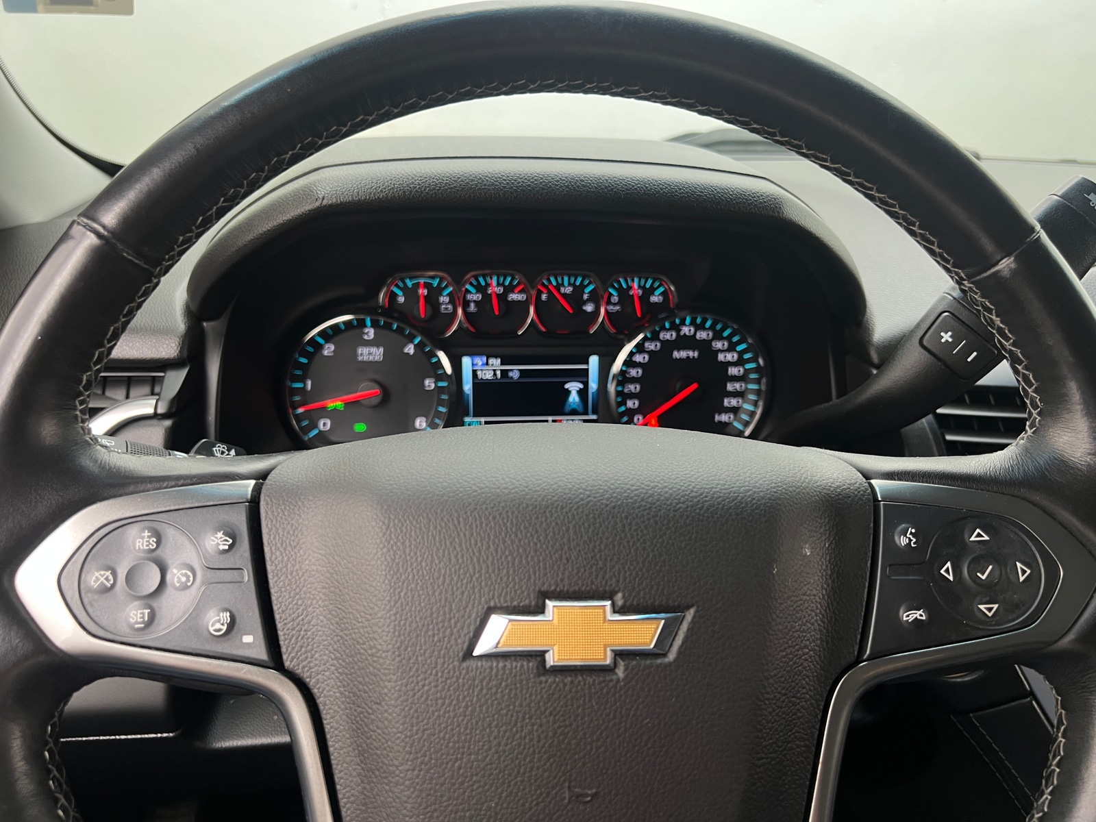Thumbnail: 2020 Chevrolet Suburban - 4