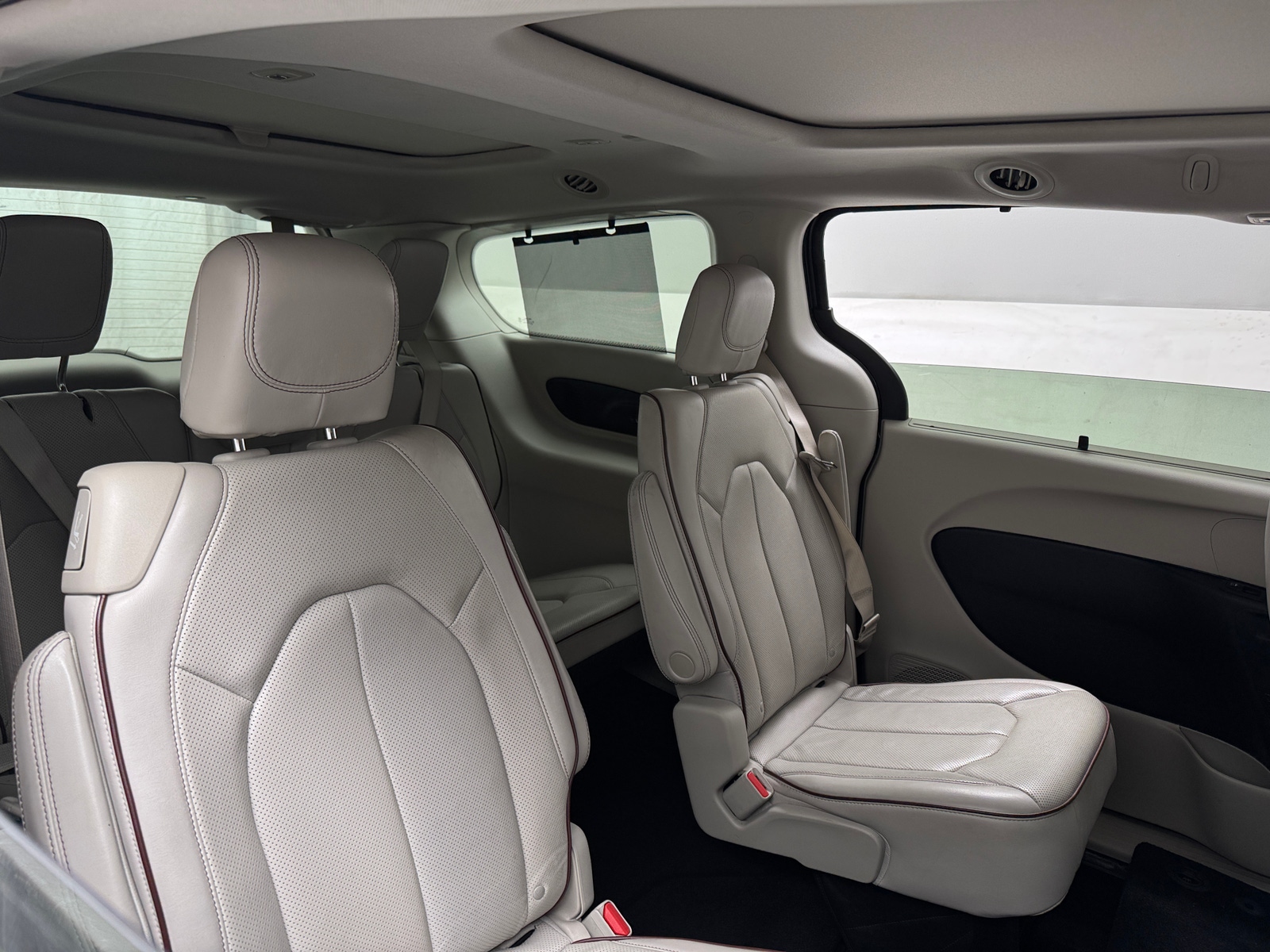 Thumbnail: 2020 Chrysler Pacifica - 5
