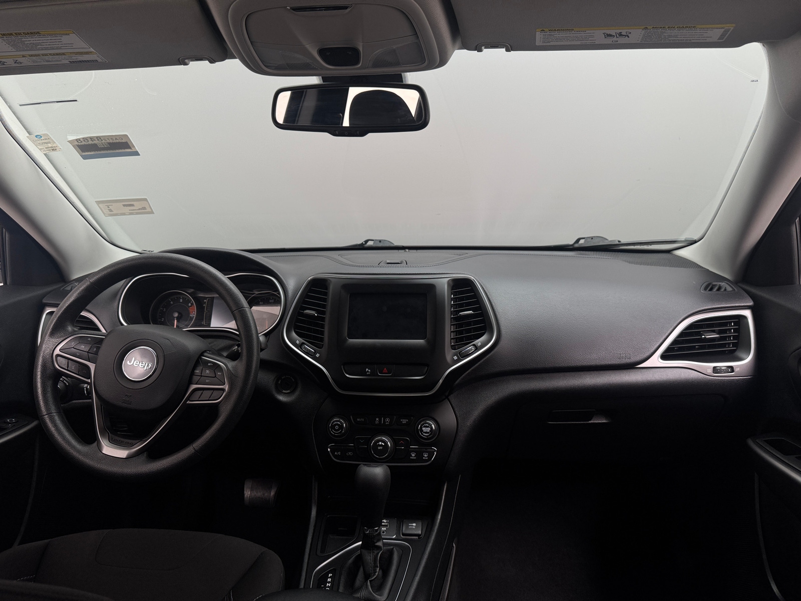 Thumbnail: 2020 Jeep Cherokee - 3