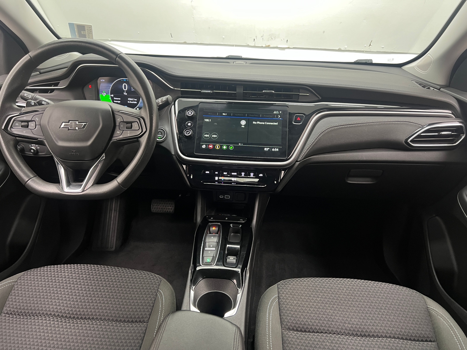 Thumbnail: 2023 Chevrolet Bolt EUV - 3