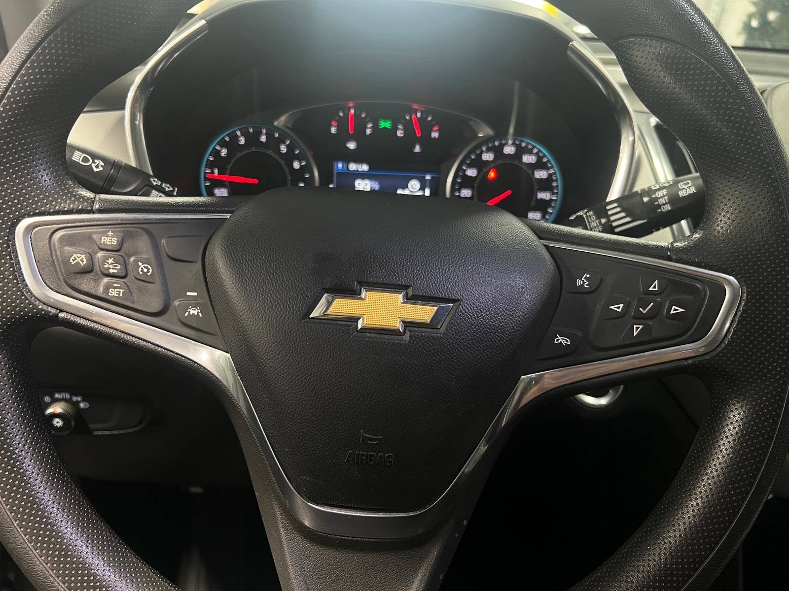 Thumbnail: 2022 Chevrolet Equinox - 5