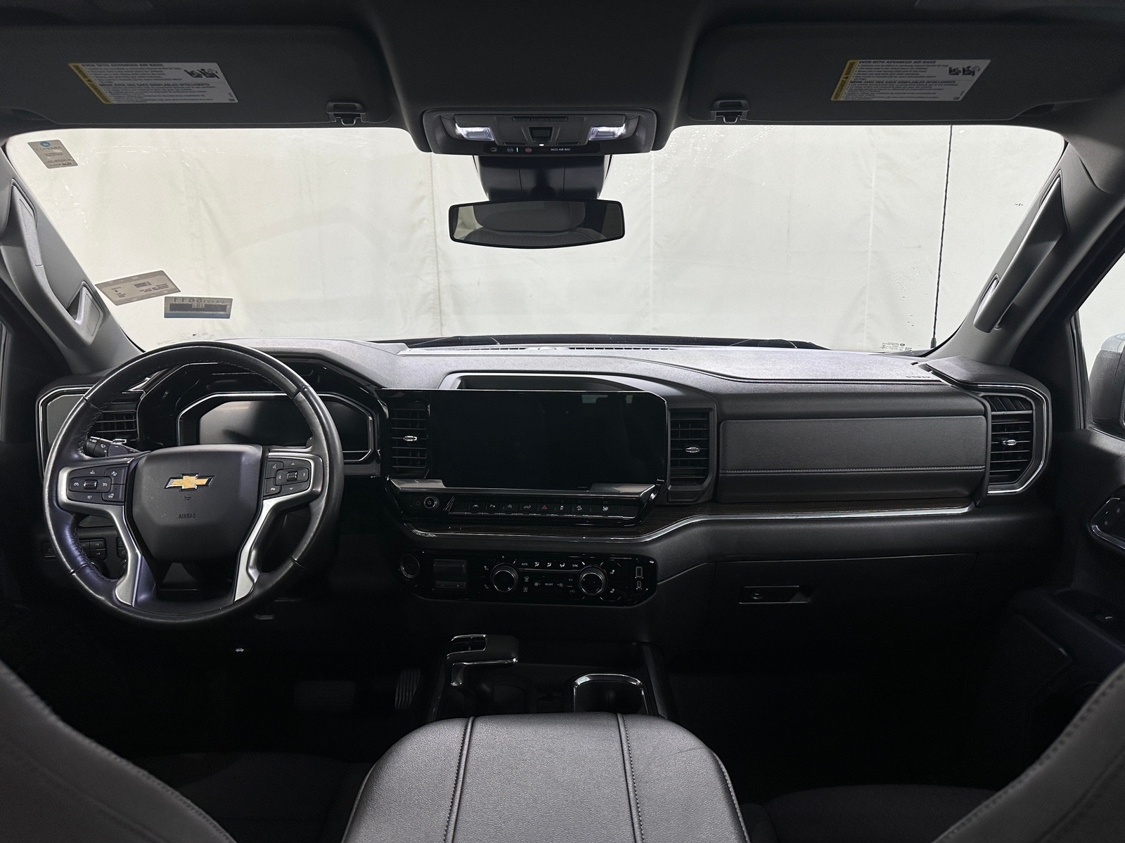 Thumbnail: 2023 Chevrolet Silverado 1500 - 3