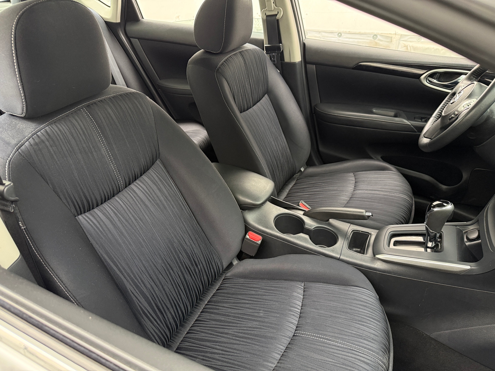 Thumbnail: 2016 Nissan Sentra - 2