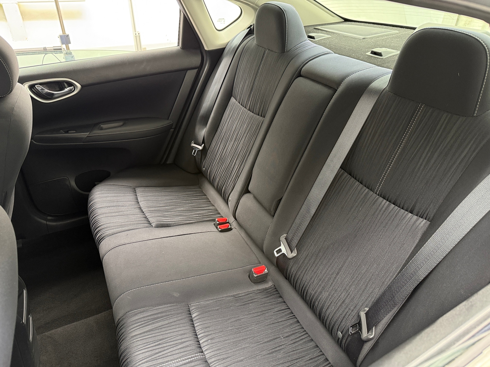 Thumbnail: 2016 Nissan Sentra - 6