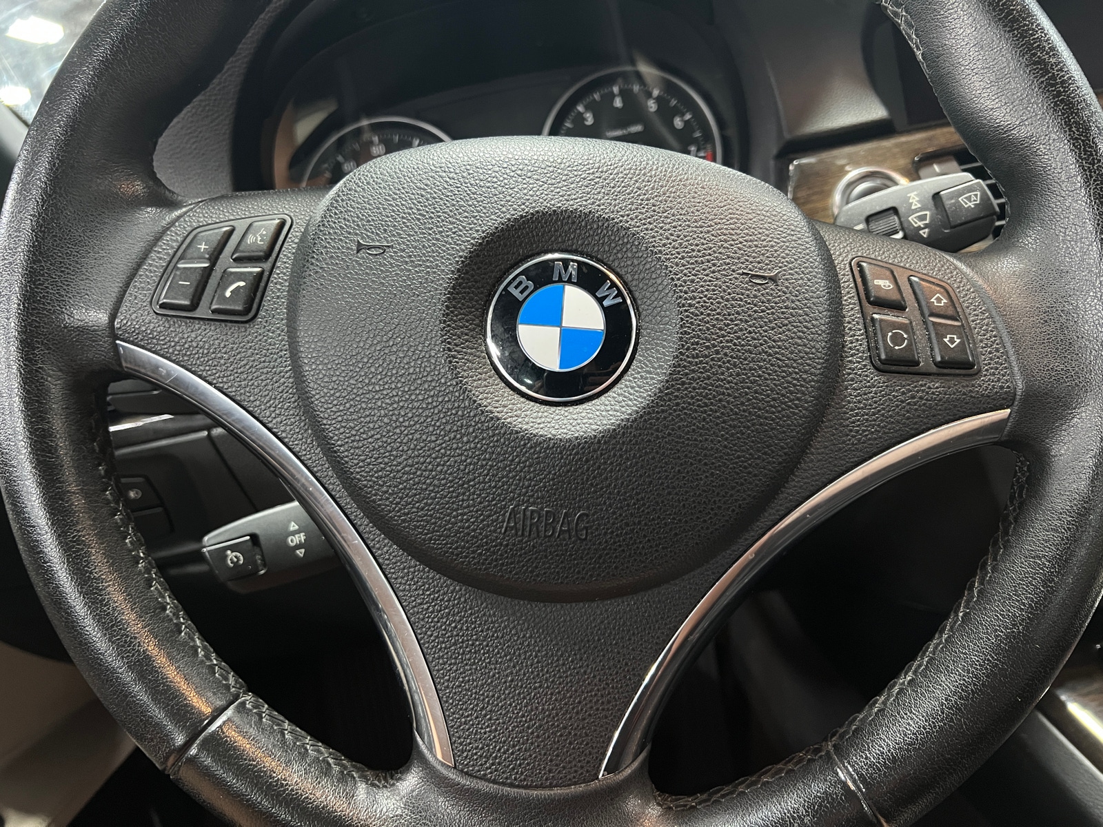 Thumbnail: 2013 BMW 3 Series - 4