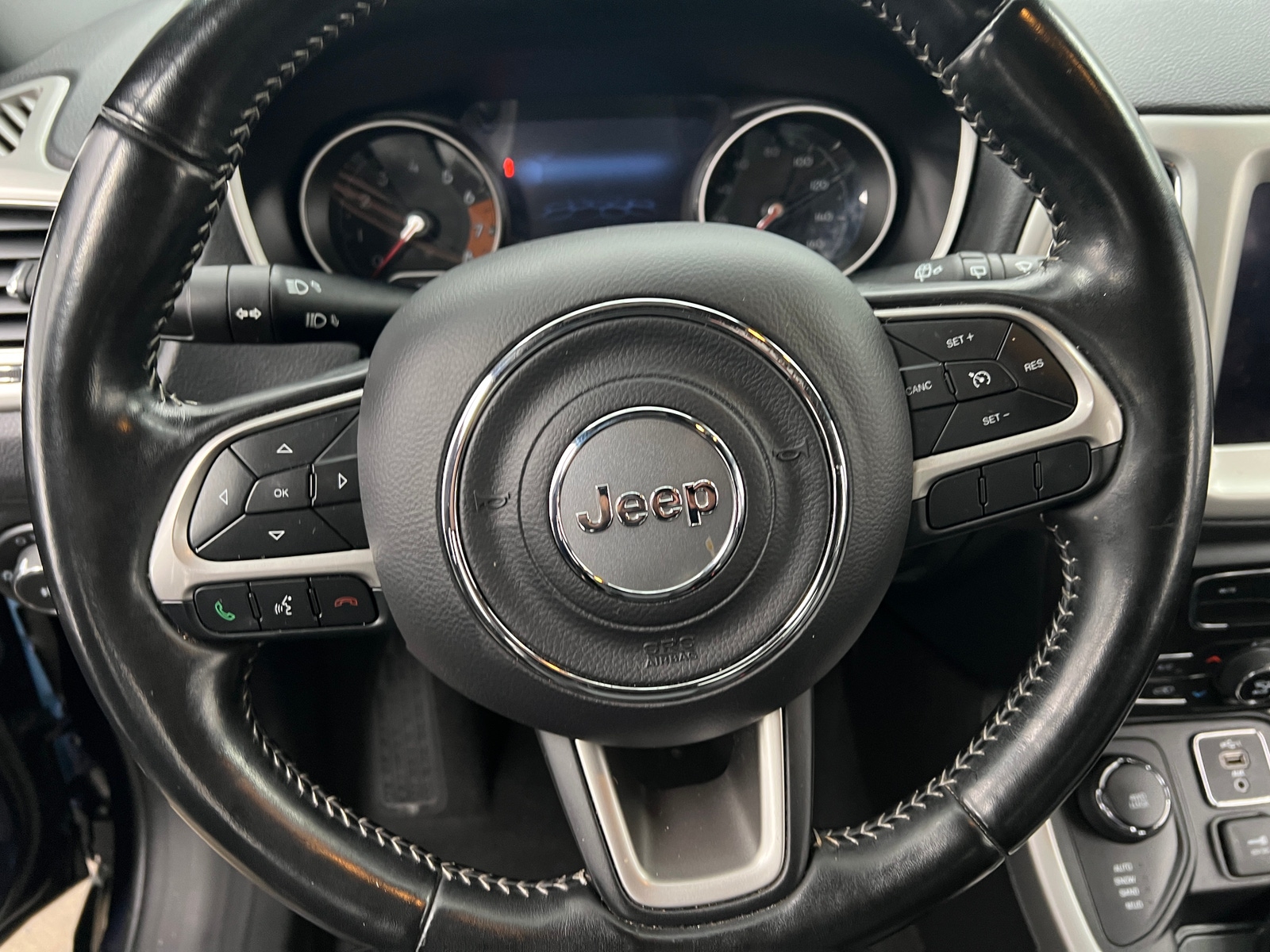 Thumbnail: 2021 Jeep Compass - 4