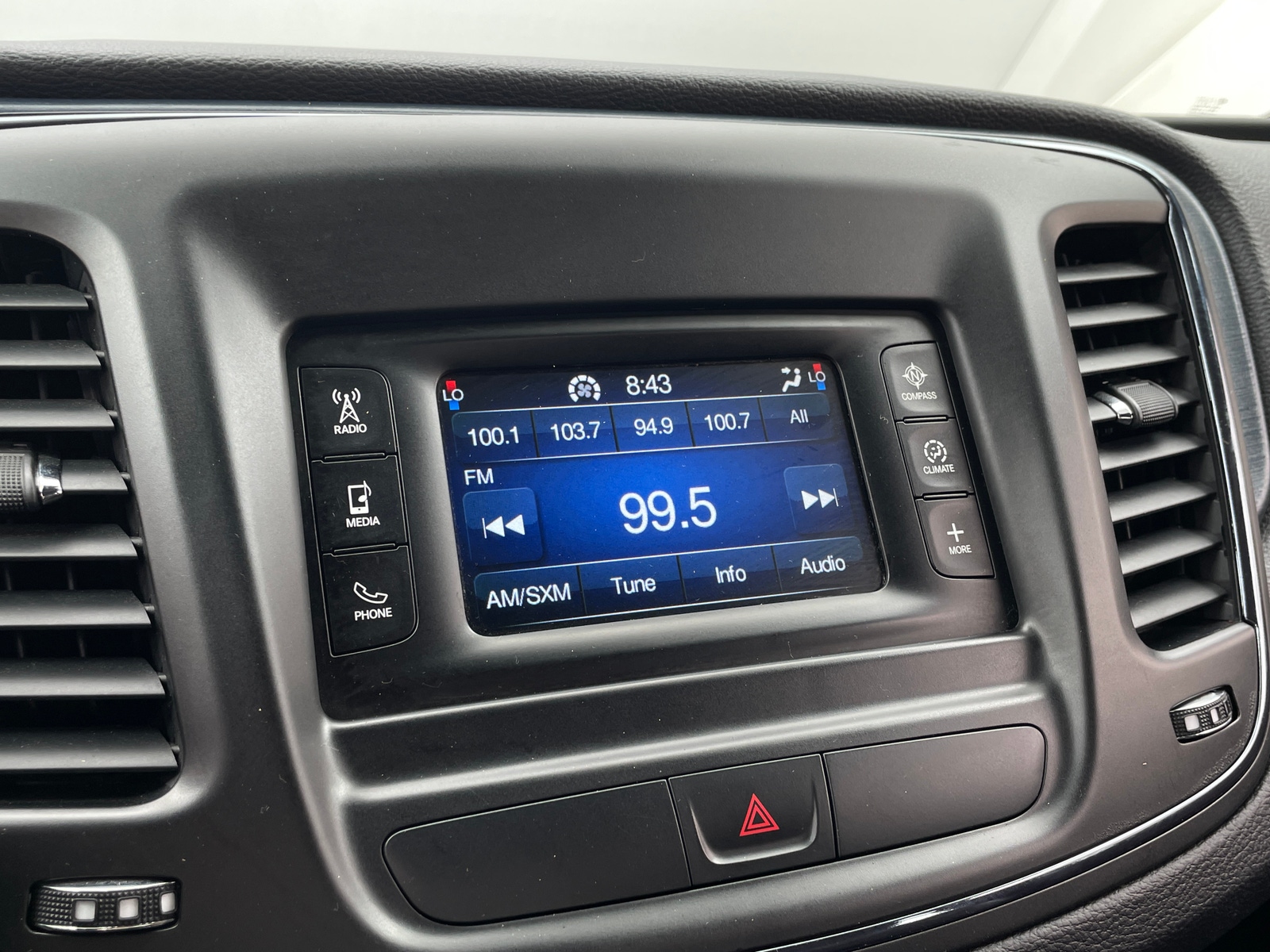 Thumbnail: 2015 Chrysler 200 - 4