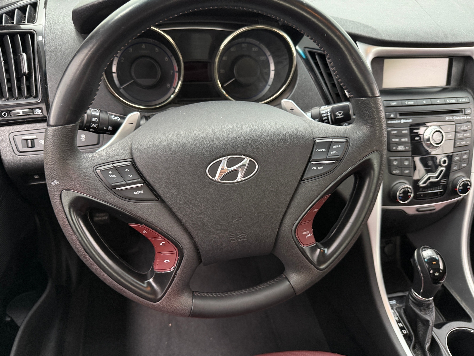 Thumbnail: 2011 Hyundai Sonata - 4