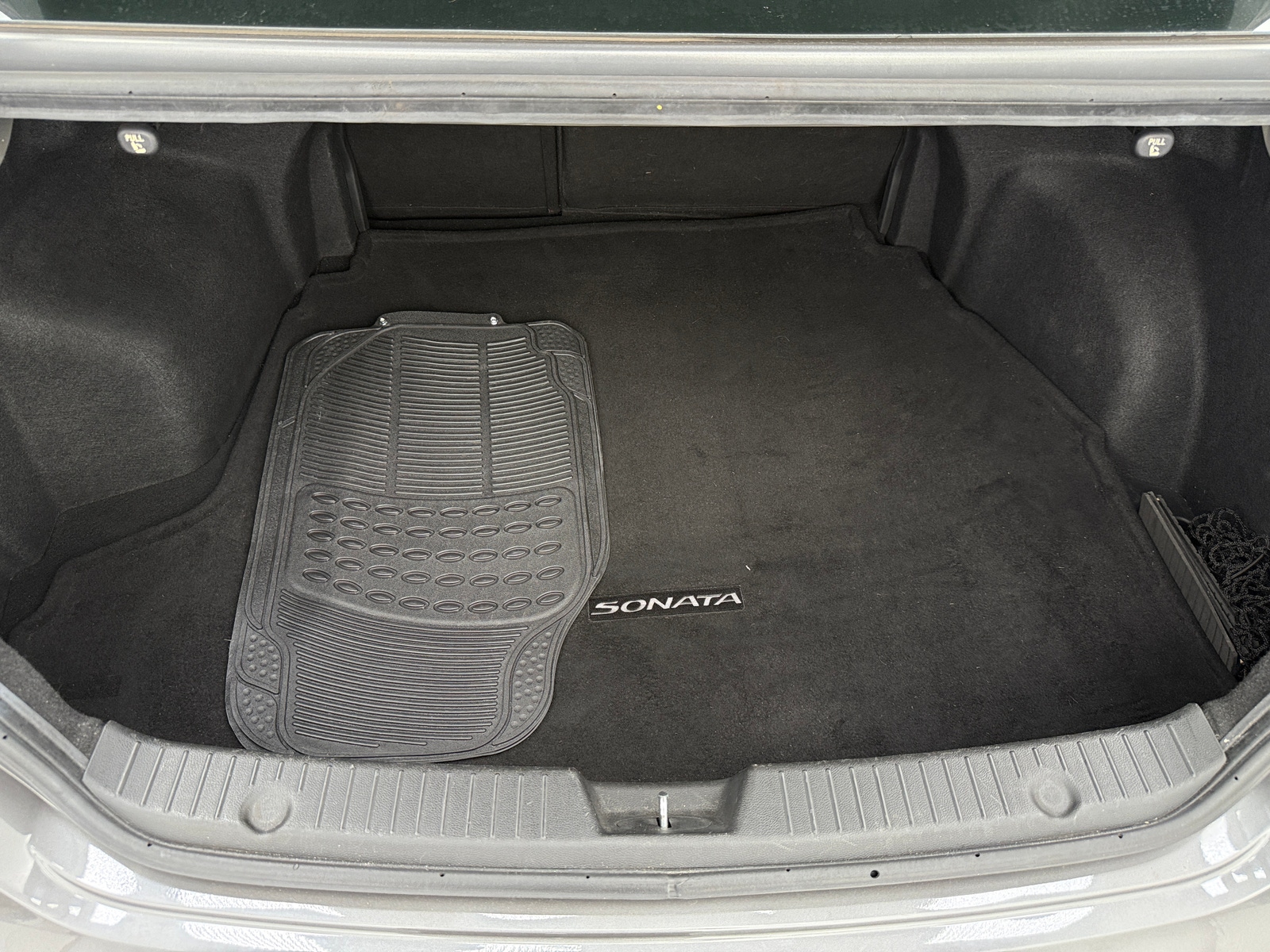 Thumbnail: 2011 Hyundai Sonata - 6