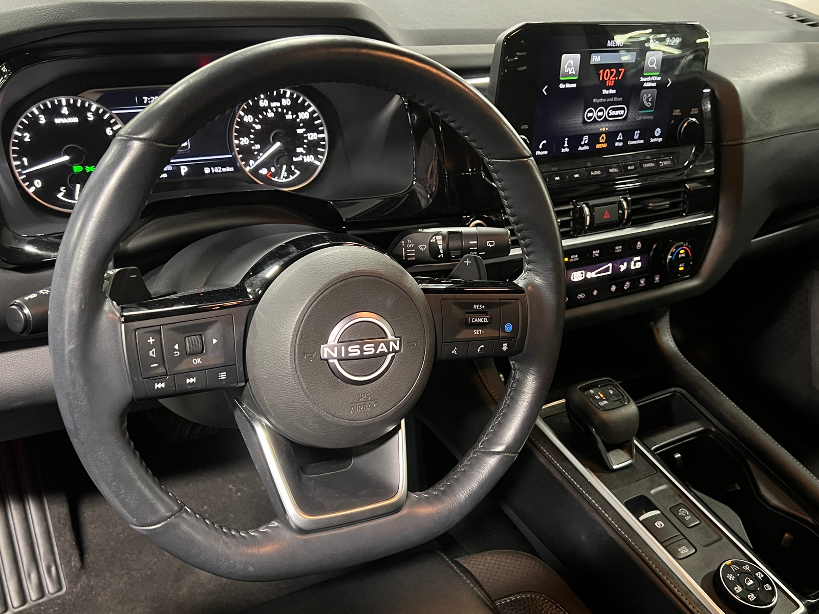 Thumbnail: 2023 Nissan Pathfinder - 4