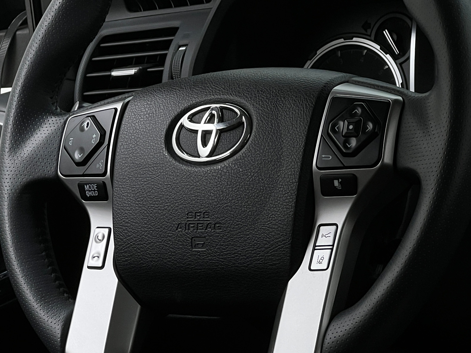 Thumbnail: 2021 Toyota 4Runner - 3