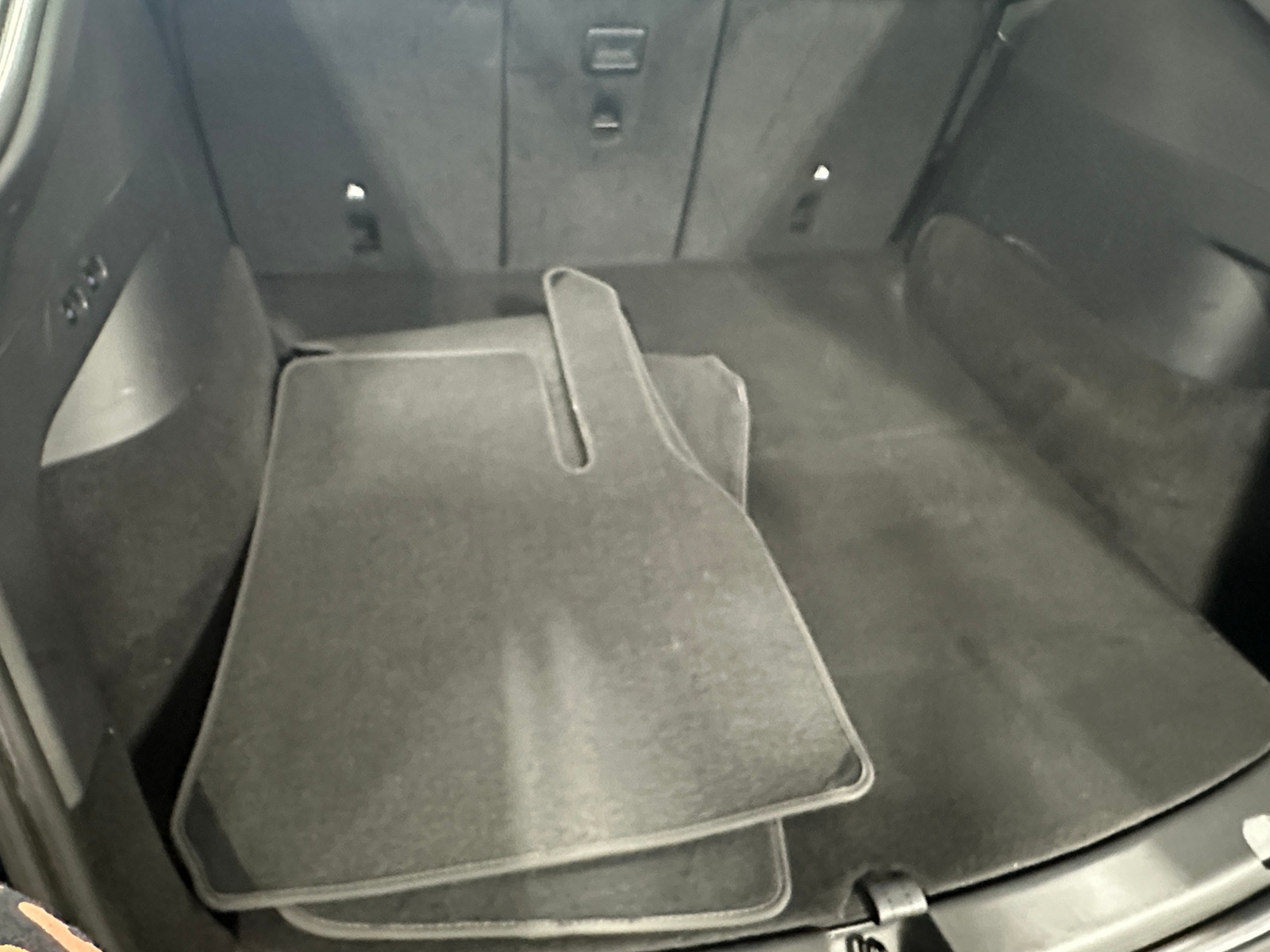 Thumbnail: 2021 Tesla Model Y - 6