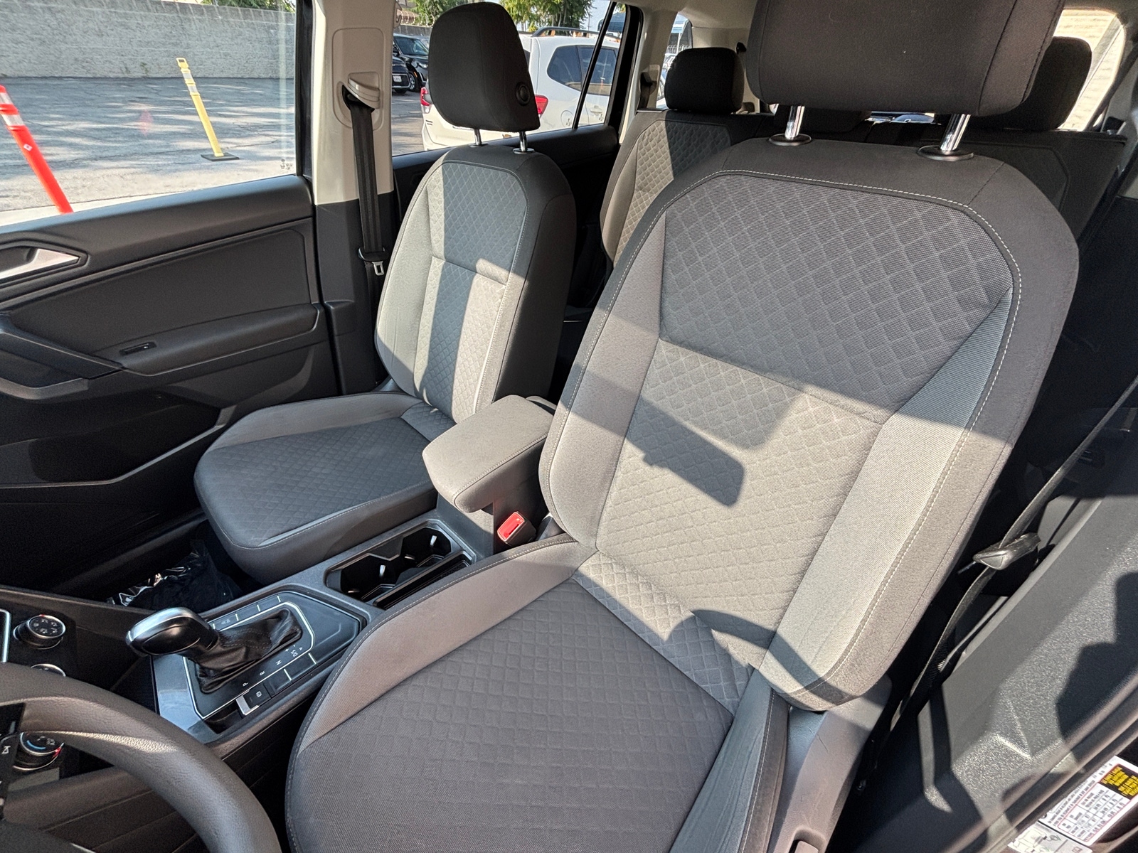 Thumbnail: 2019 Volkswagen Tiguan - 2