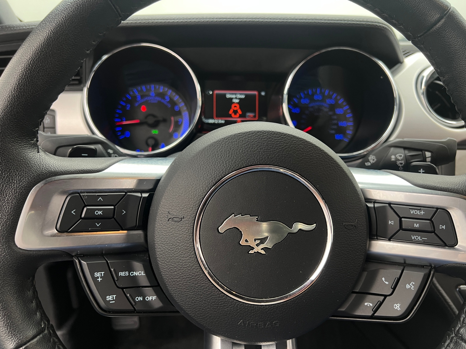 Thumbnail: 2017 Ford Mustang - 4